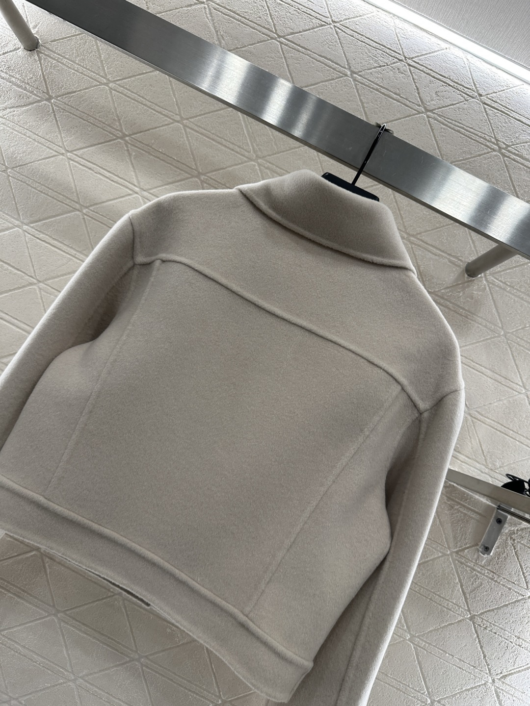 ♥Herme*♥2025新品上架 手工双面尼外套定制YB百分百羊绒材质 手工双面尼处理 肌理明显 质感突