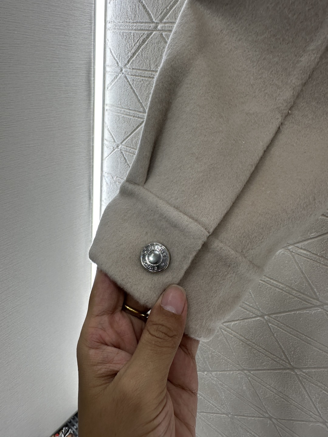 ♥Herme*♥2025新品上架 手工双面尼外套定制YB百分百羊绒材质 手工双面尼处理 肌理明显 质感突