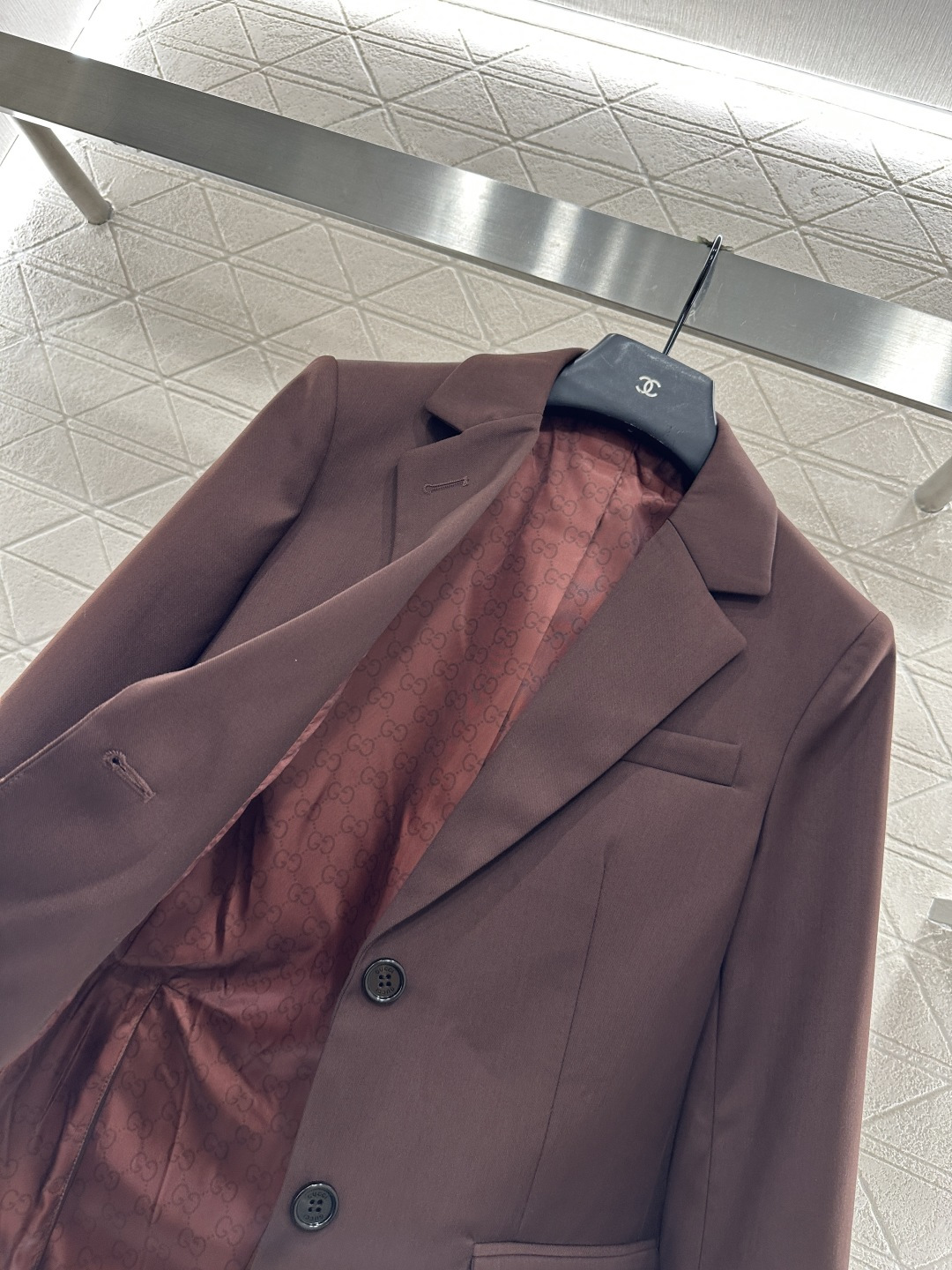 ♥Gucc*♥2025新品上架 正肩翻领西装外套长裤套装定制YB进口材质 质感光泽高级 垂顺有型 正肩廓