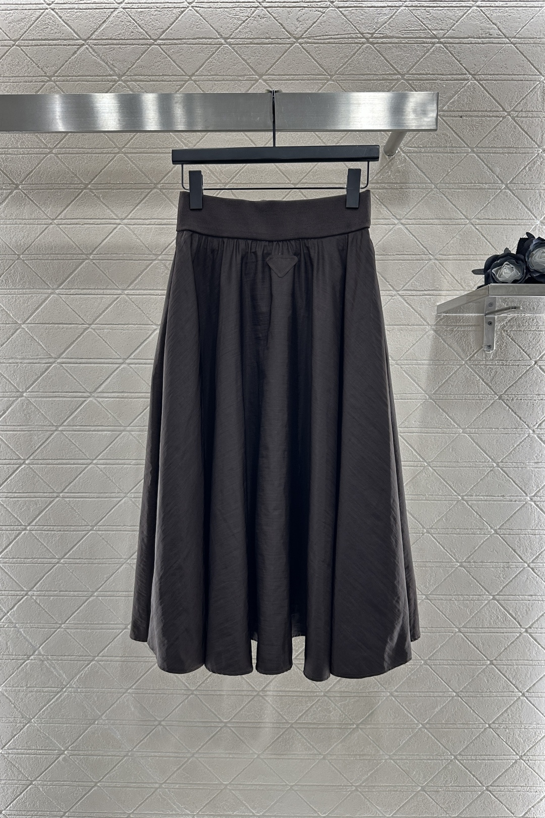 ♥Prad*♥2025新品上架 工装夹克外套半裙套装定制YB进口环保再生尼龙材质 质感光泽 挺括有型 连