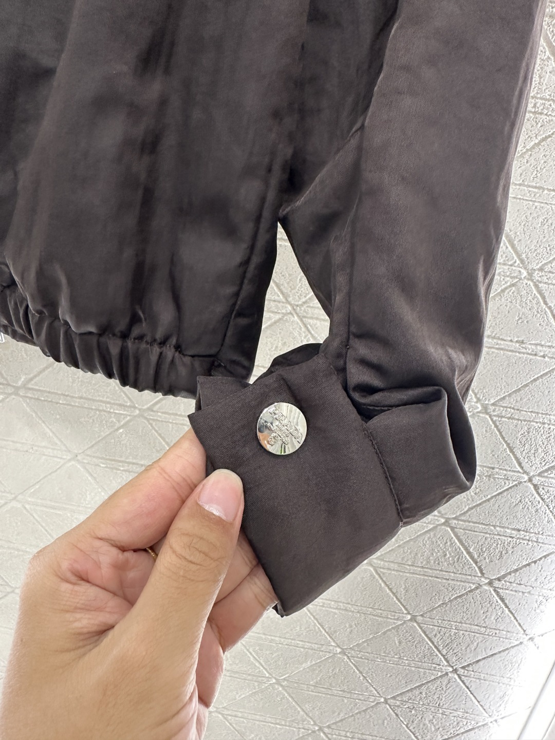 ♥Prad*♥2025新品上架 工装夹克外套半裙套装定制YB进口环保再生尼龙材质 质感光泽 挺括有型 连