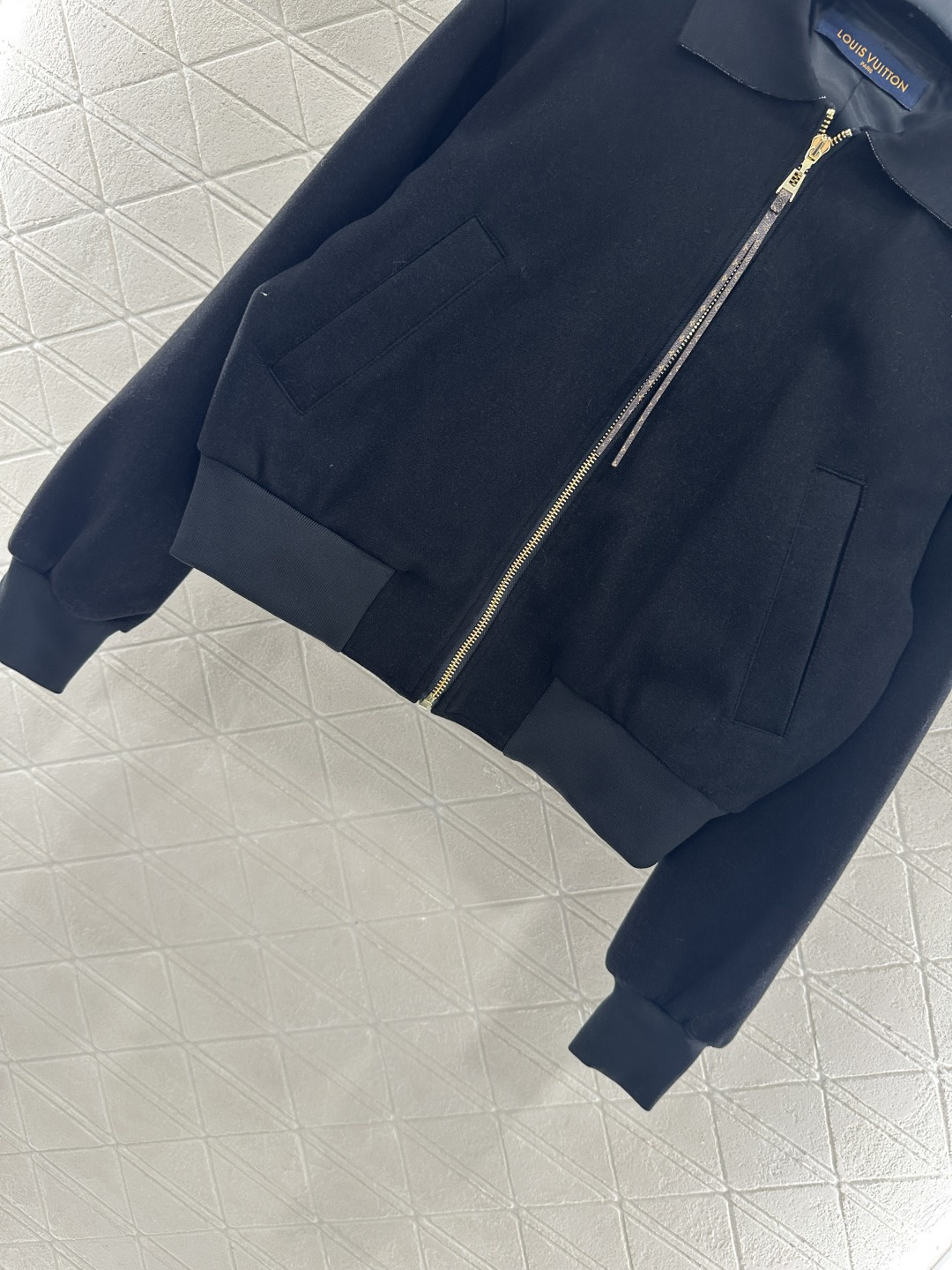 ♥louis vuitto*♥2025新品上架 休闲棒球夹克外套定制YB斜纹全棉材质 质感高级 穿搭舒适