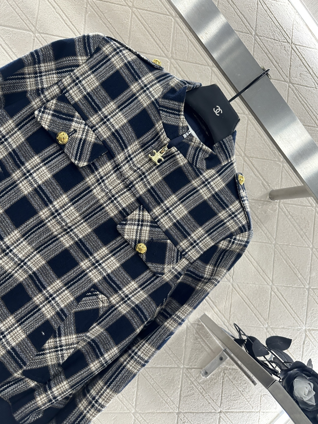 ♥Celin*♥2025新品上架 格纹时髦外套定制YB斜纹全棉材质 质感细腻 挺括有型 拉链外套剪裁 立