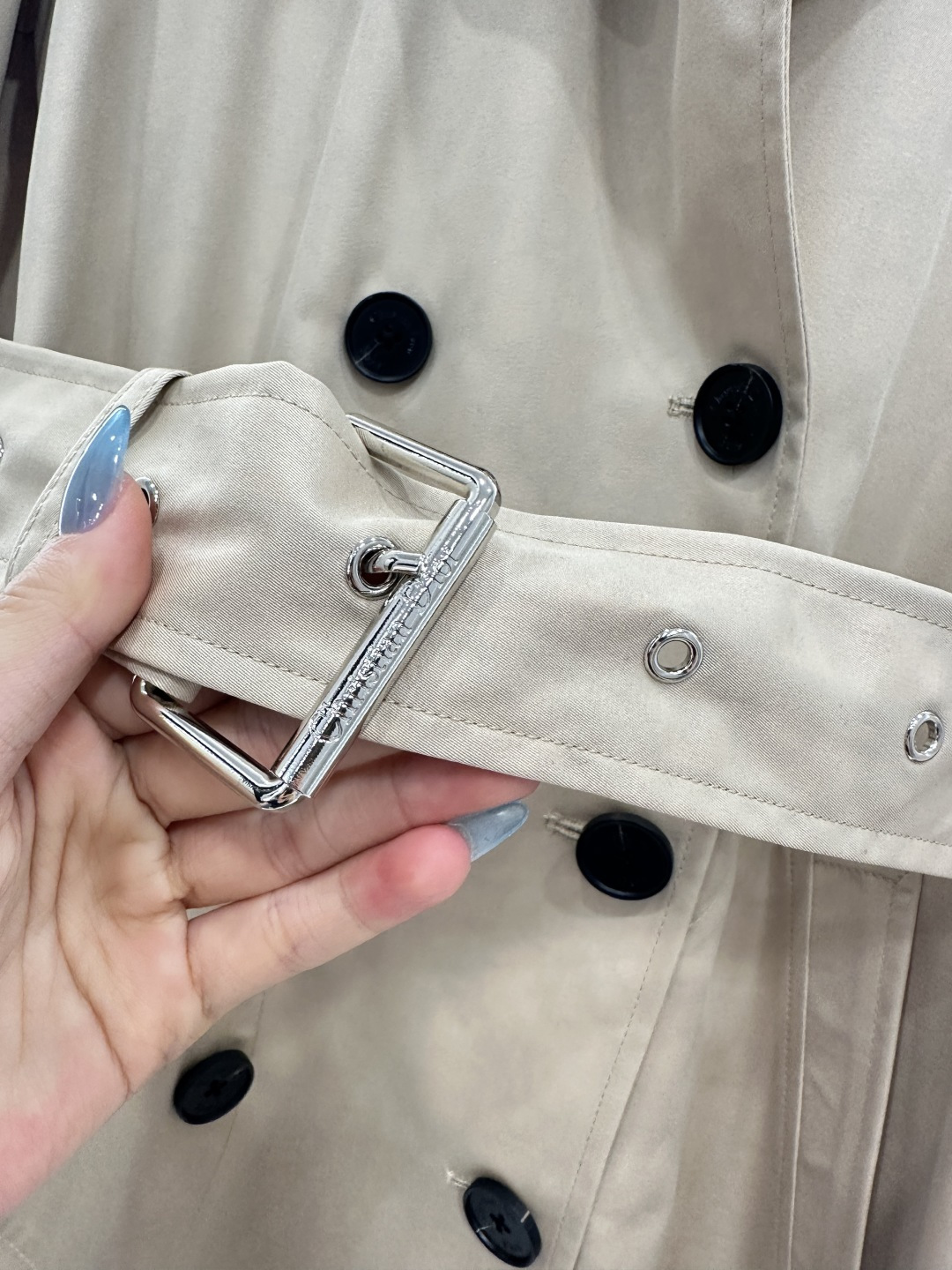 ♥Dio*♥2025新品上架 翻领腰带风衣外套定制YB进口风衣材质 工艺处理 挺括有型 质感高级 翻领长