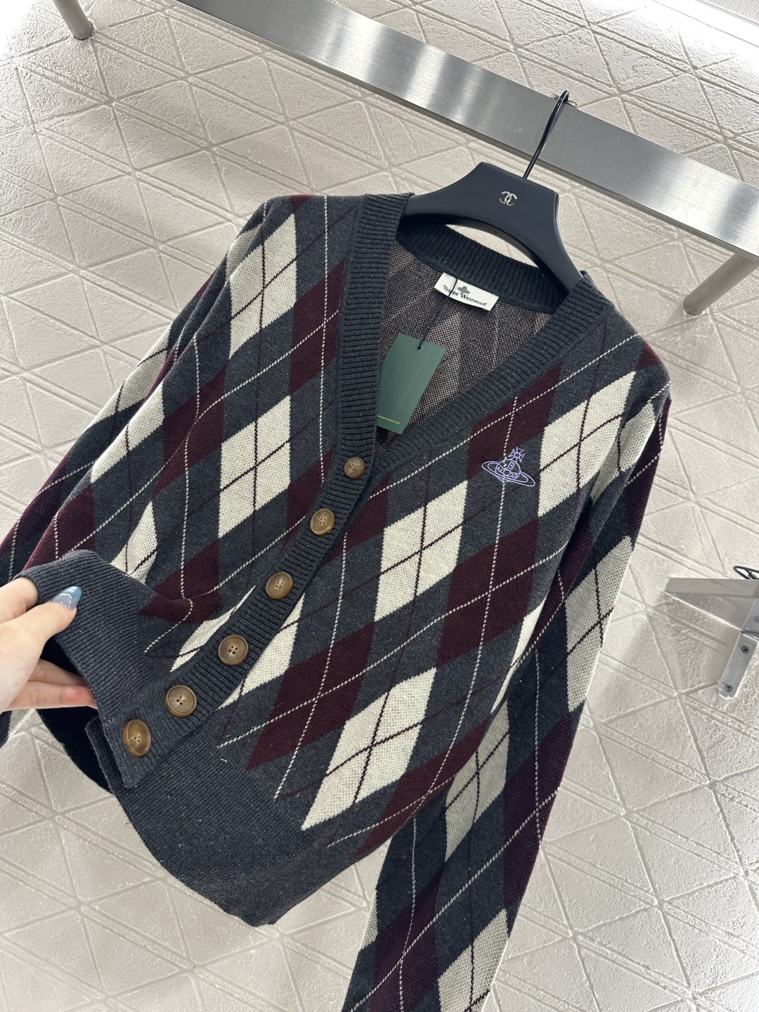 ♥west vivienne*♥2025新品上架 菱格提花针织开衫定制YB羊毛纱线织造 质感细腻 舒适好