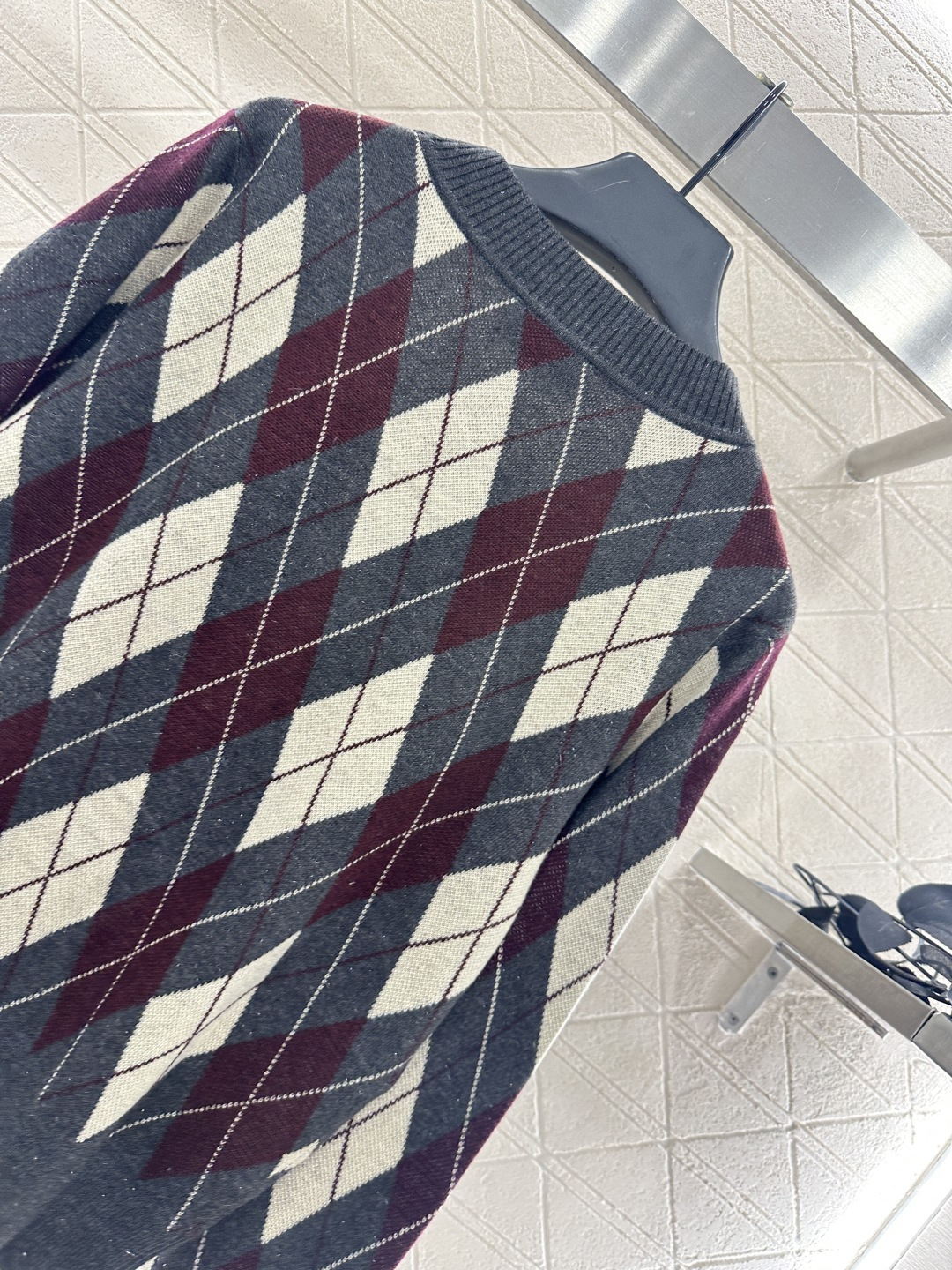 ♥west vivienne*♥2025新品上架 菱格提花针织开衫定制YB羊毛纱线织造 质感细腻 舒适好