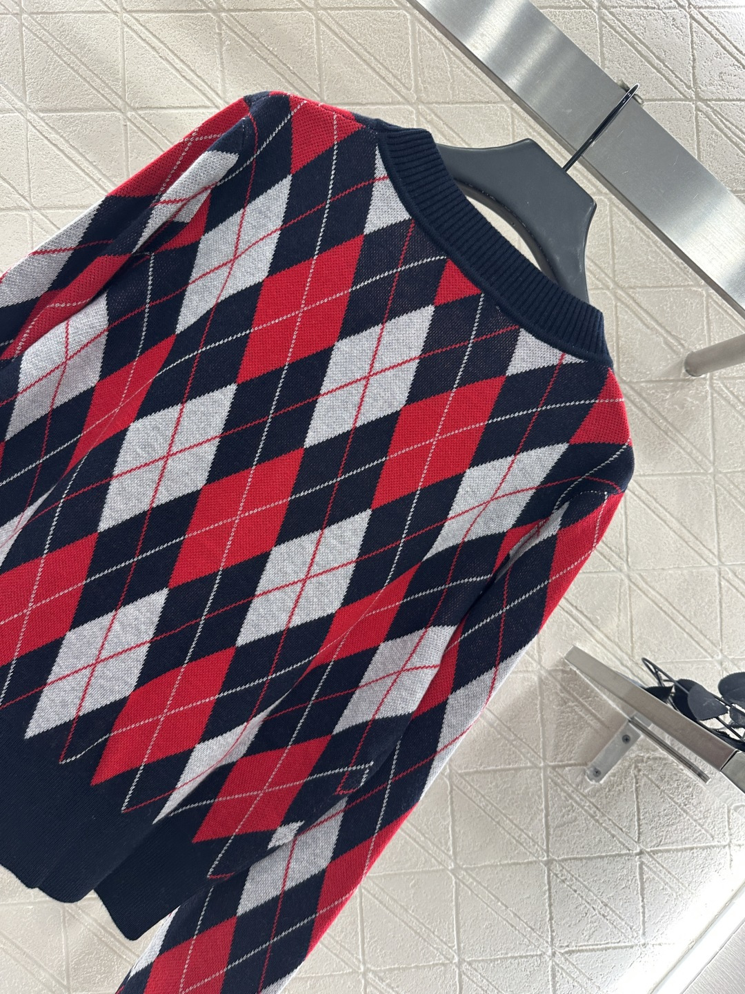 ♥west vivienne*♥2025新品上架 菱格提花针织开衫定制YB羊毛纱线织造 质感细腻 舒适好