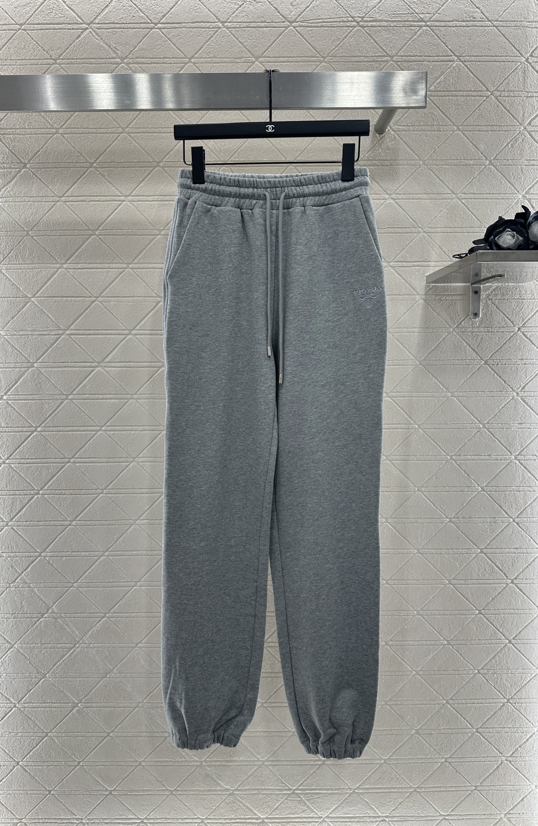 ♥Prad*♥2025新品上架 连帽字母卫衣长裤套装定制YB原生全棉材质 柔软亲肤 久洗不易变形气球 质