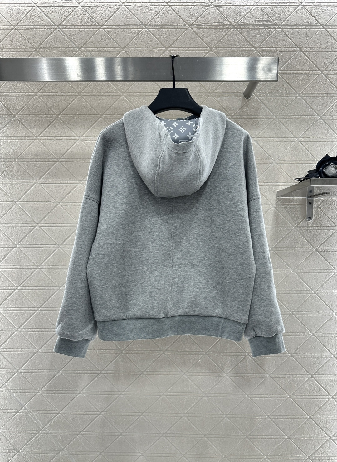 ♥Louis vuitto*♥2025新品上架 两面穿连帽外套长裤套装定制YB斜纹全棉材质 质感光泽 舒