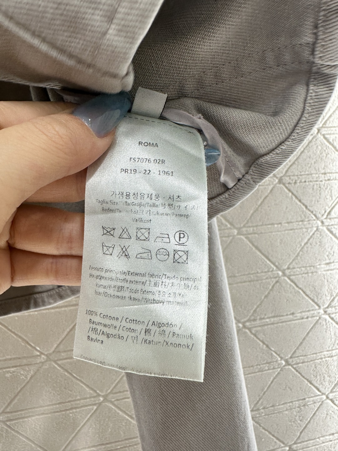 ♥Fend*♥2025新品上架 牛仔短款外套长裤套装定制YB斜纹全棉牛仔材质 质感十足 水洗做旧复古浅灰