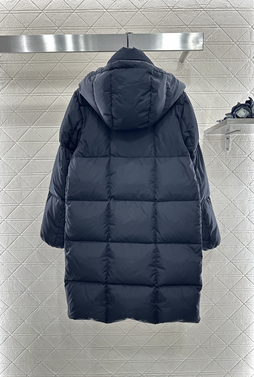 ♥Moncle*♥2025新品上架 连帽可拆卸长款羽绒服外套定制YB进口防风防水尼龙材质 其工艺还原 升