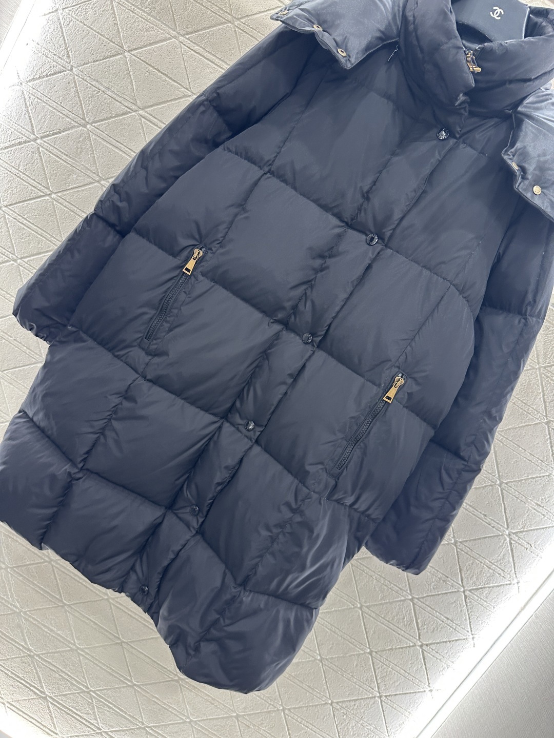 ♥Moncle*♥2025新品上架 连帽可拆卸长款羽绒服外套定制YB进口防风防水尼龙材质 其工艺还原 升