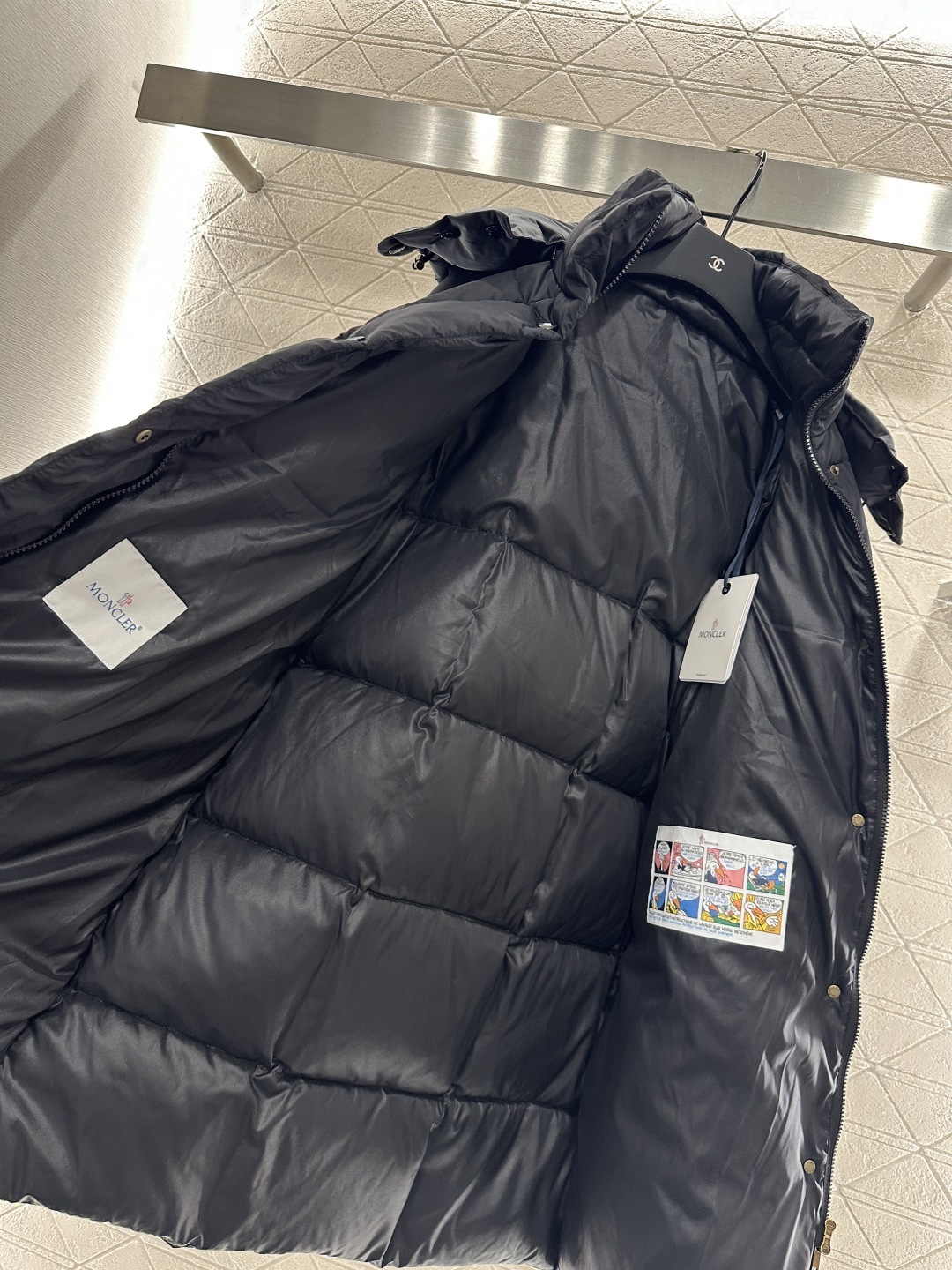 ♥Moncle*♥2025新品上架 连帽可拆卸长款羽绒服外套定制YB进口防风防水尼龙材质 其工艺还原 升