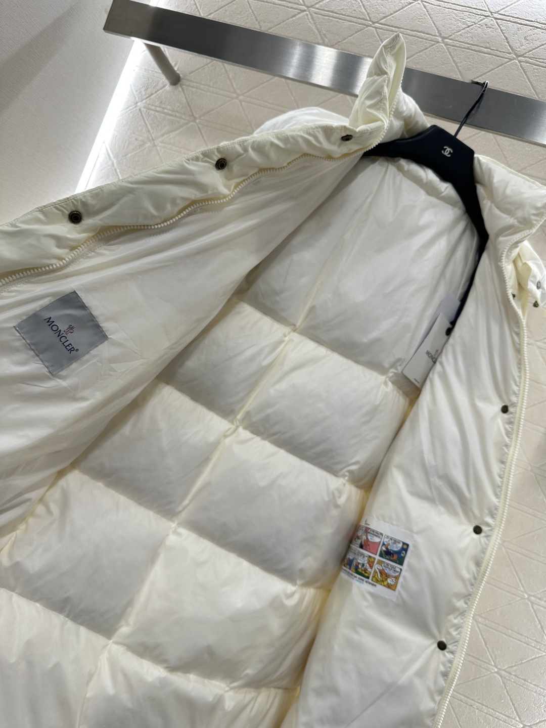 ♥Moncle*♥2025新品上架 连帽可拆卸长款羽绒服外套定制YB进口防风防水尼龙材质 其工艺还原 升