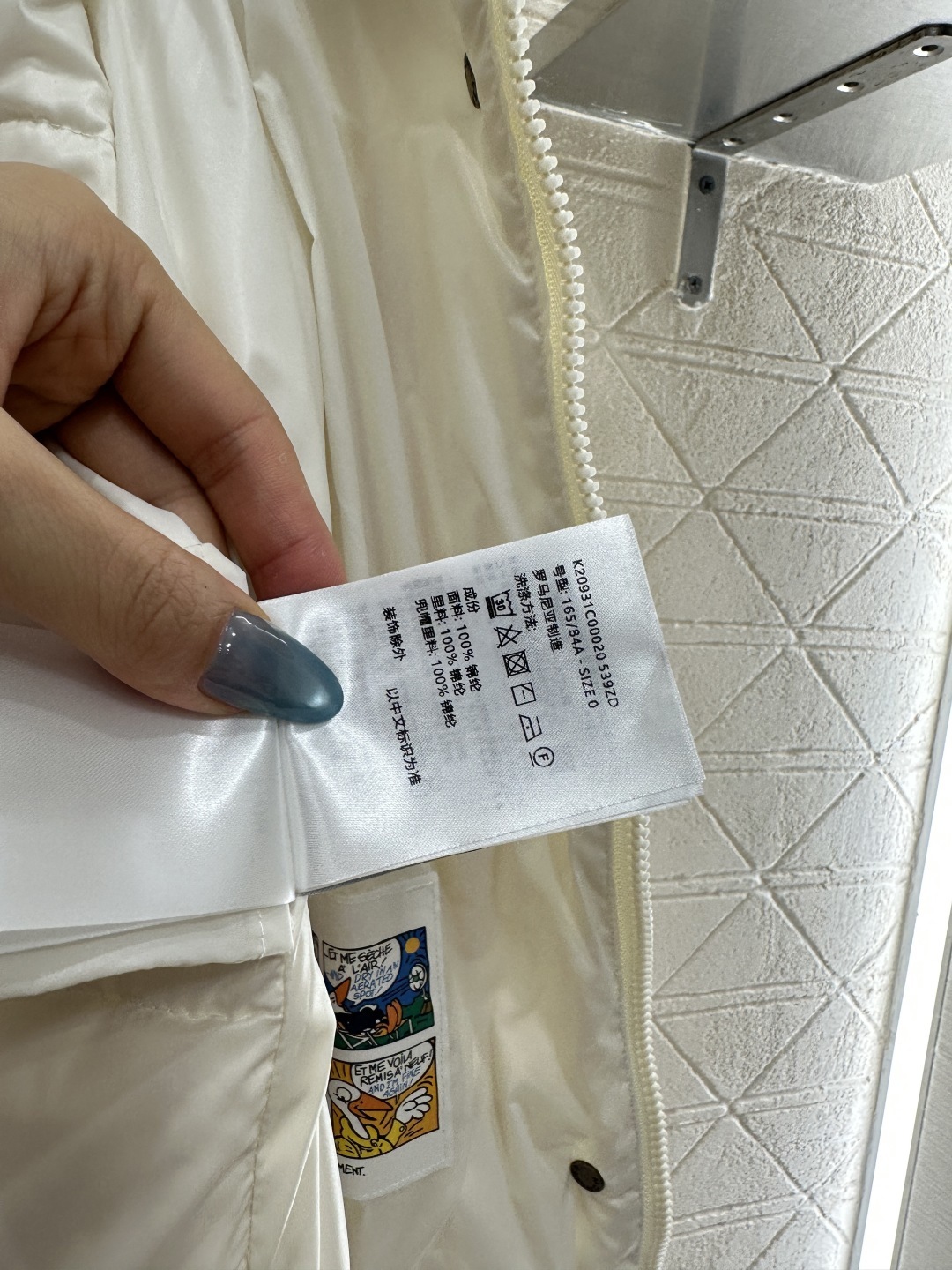 ♥Moncle*♥2025新品上架 连帽可拆卸长款羽绒服外套定制YB进口防风防水尼龙材质 其工艺还原 升