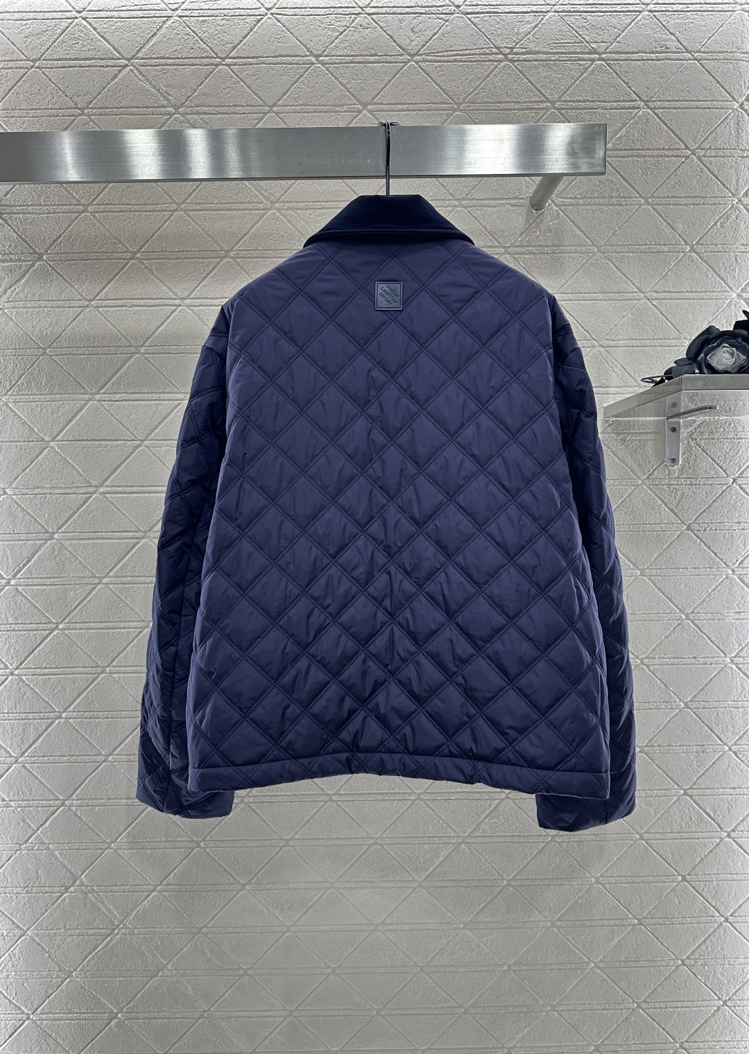 ♥ Louis vuitto*♥2025新品上架 菱格翻领棉服外套定制YB进口防风防水尼龙材质 品相还原