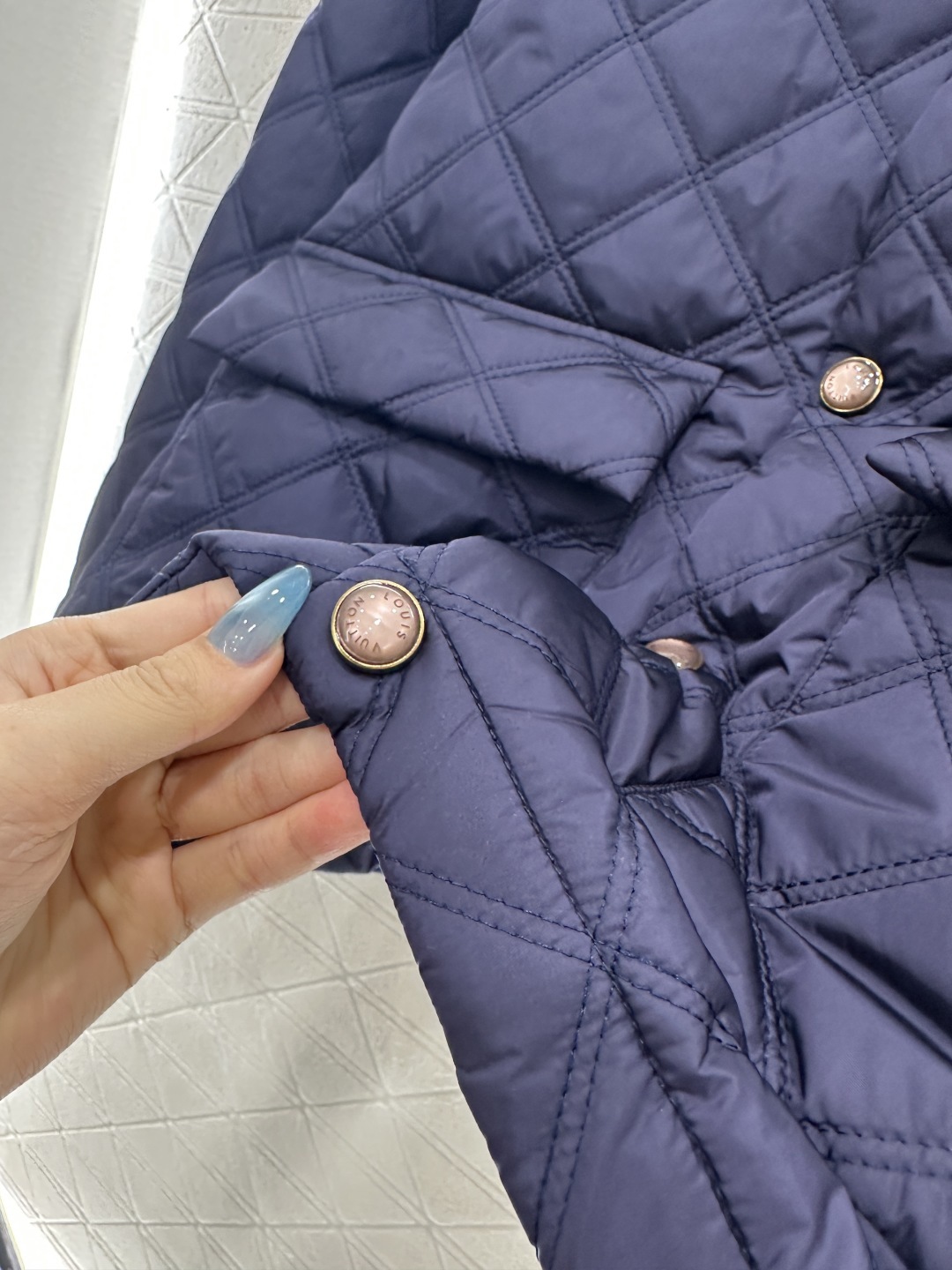 ♥ Louis vuitto*♥2025新品上架 菱格翻领棉服外套定制YB进口防风防水尼龙材质 品相还原