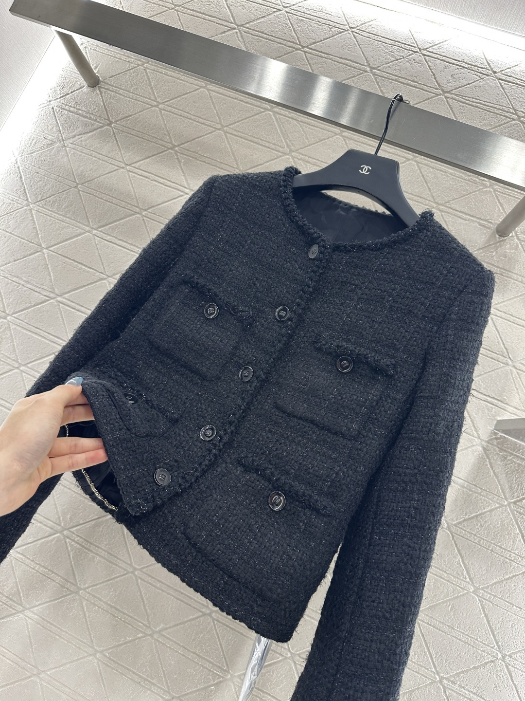 ♥Chane*♥2025新品上架 圆领银丝捆边编织洋装定制YB进口粗纺羊毛呢材质 质感高级 品相十足 小
