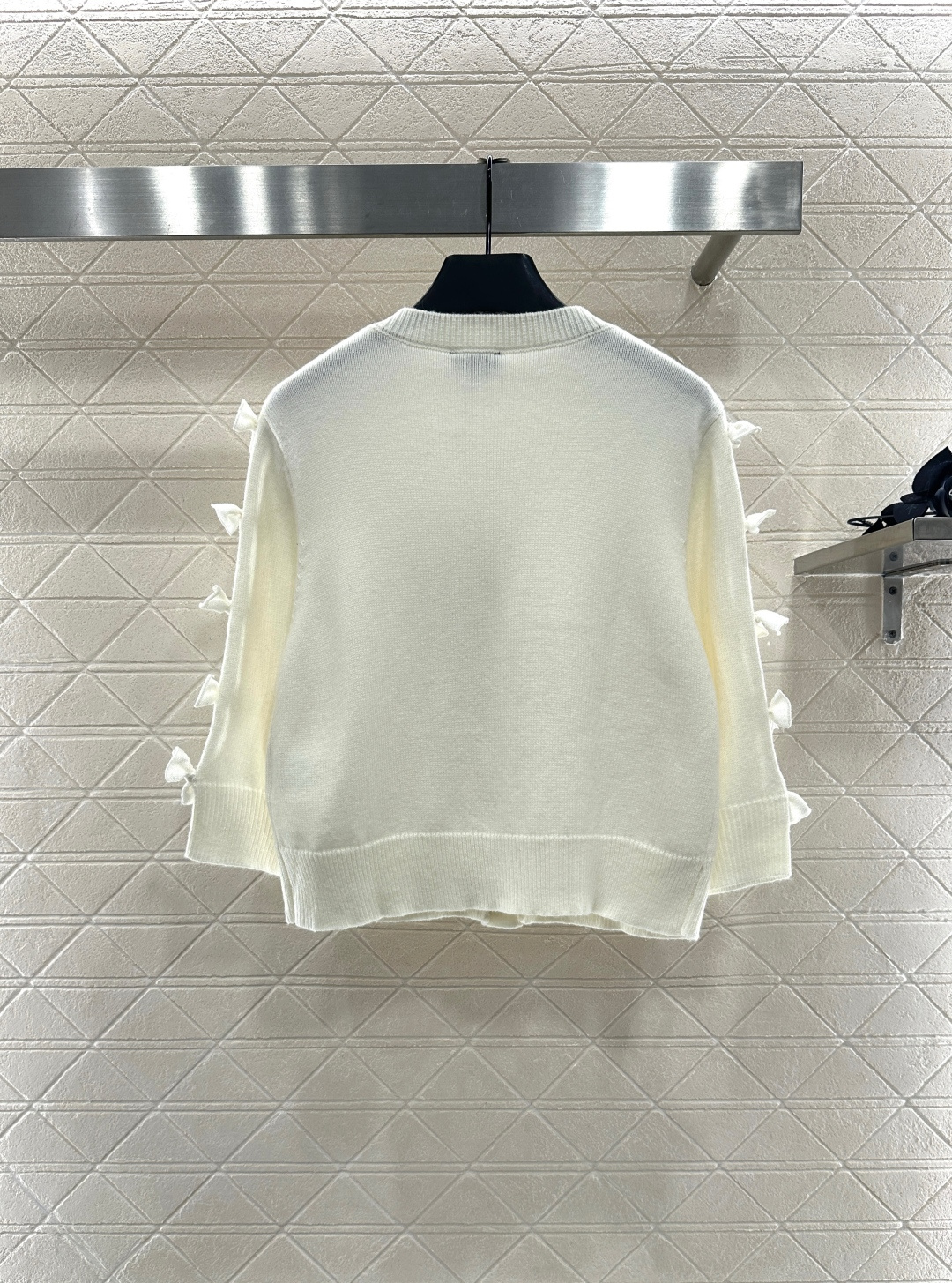 ♥Chane*♥2025新品上架 素色蝴蝶结针织开衫定制YB羊绒纱线织造 质感光泽 柔软亲肤 中袖针织开