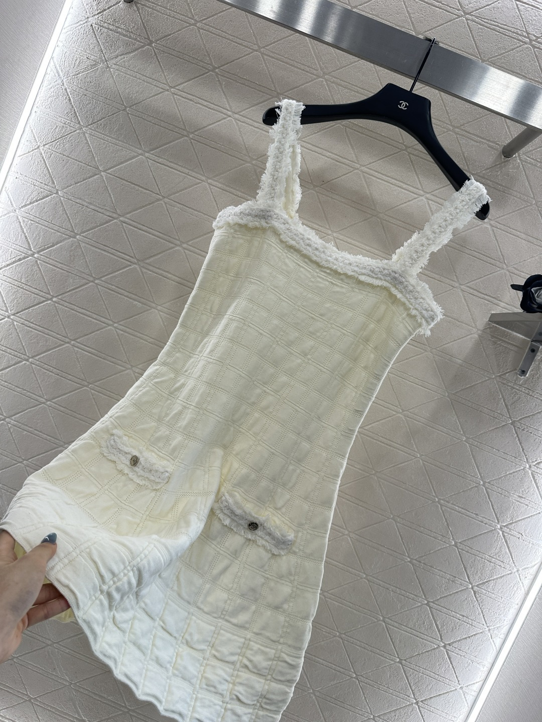 ♥Chane*♥2025新品上架 针织吊带裙定制YB进口丝棉纱线织造，质感高级，舒适柔软，吊带裙剪裁，密