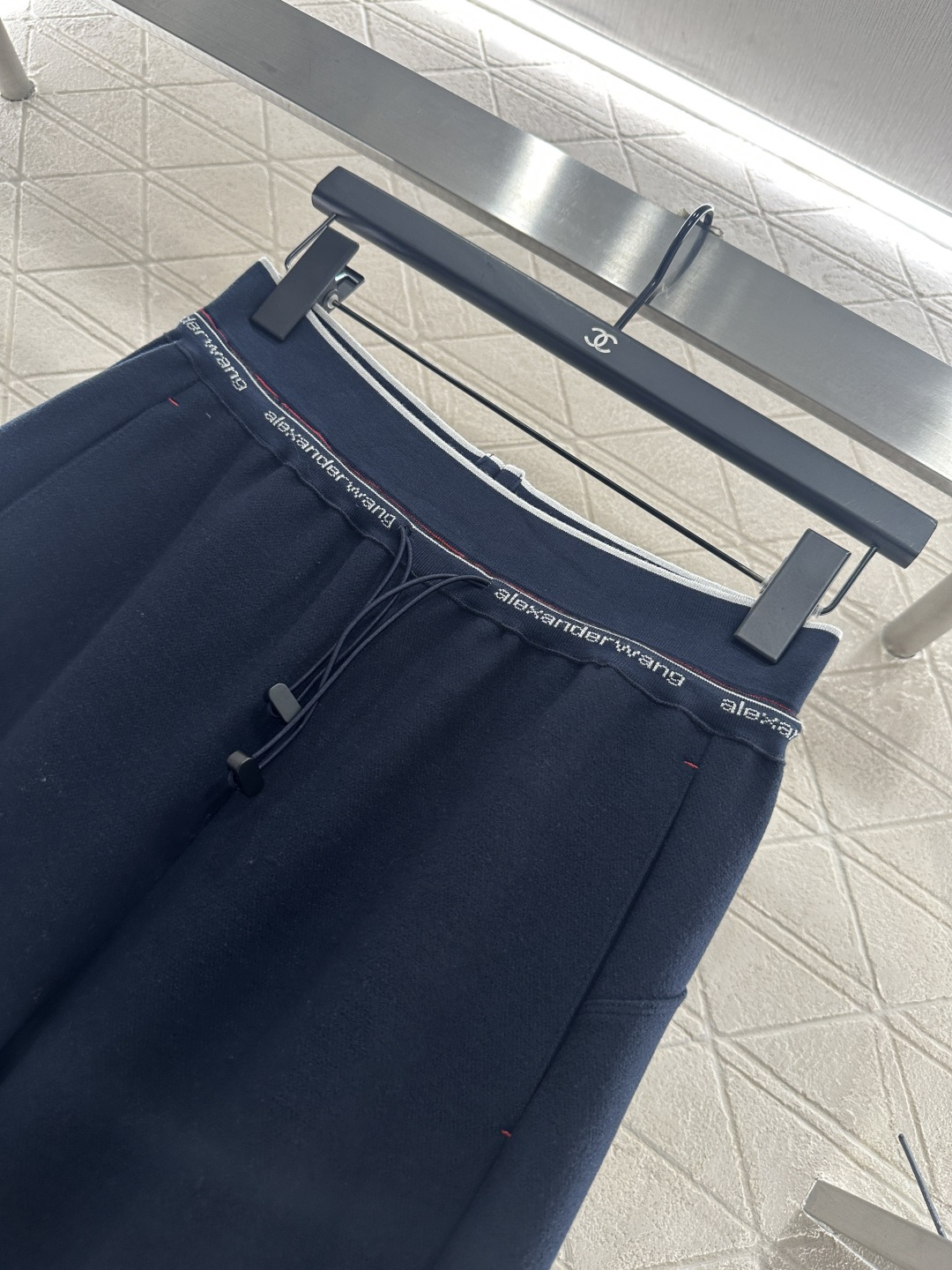 ♥Alexander wan*♥2025新品上架 抽绳织带阔腿长裤定制YB进口锦纶材质，面料柔挺舒适，垂