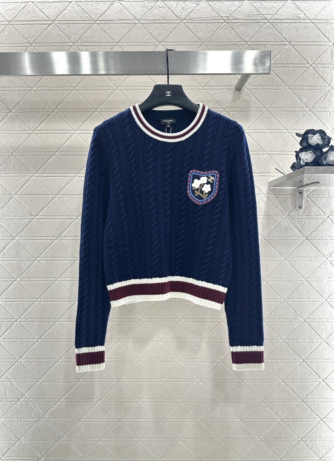 ♥Chane*♥2025新品上架 圆领麻花撞色针织套头毛衣定制YB羊绒纱线织造，质感光泽，柔软亲肤，圆领