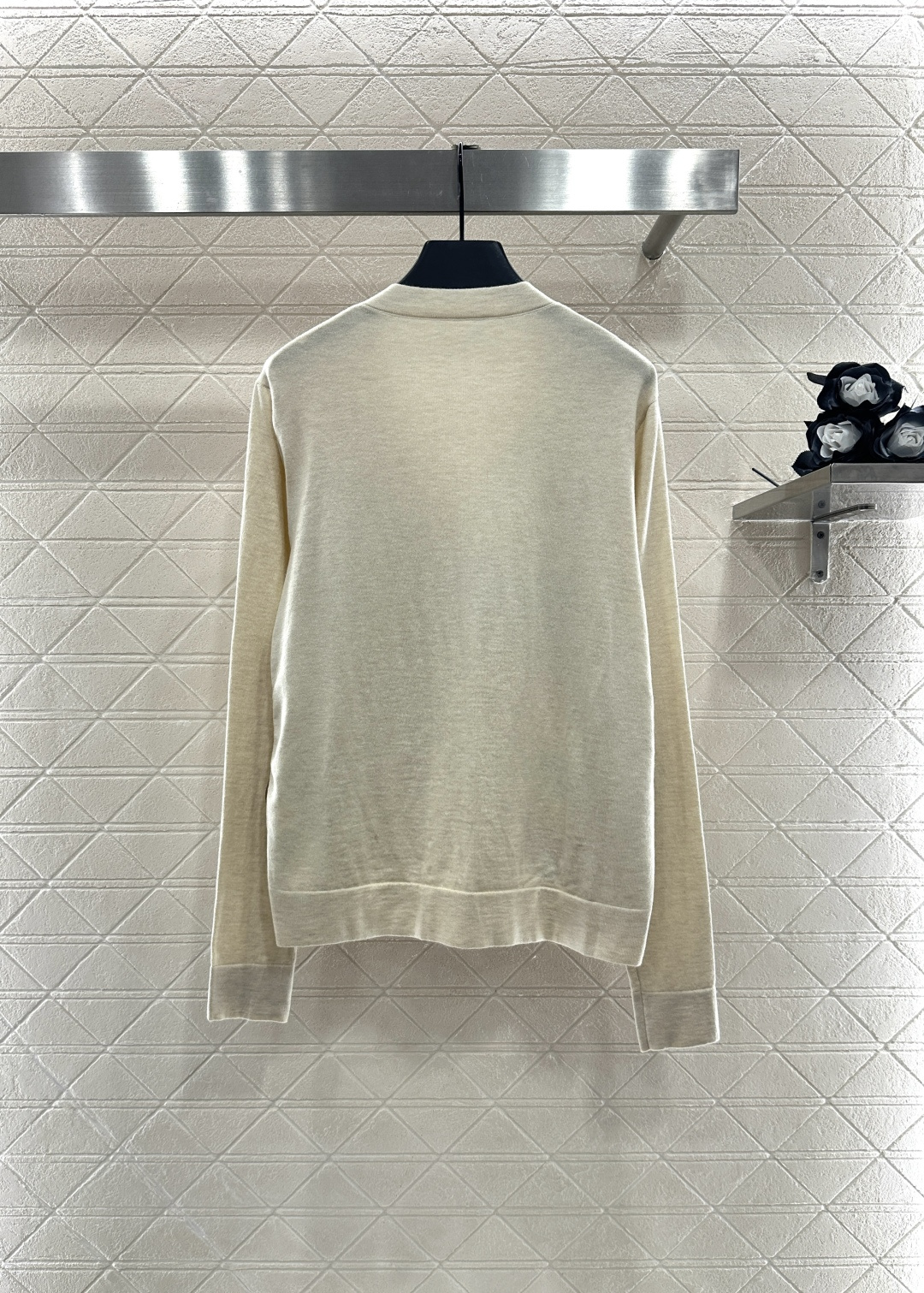 ♥Louis Vuitto*♥2025新品上架 印花拼接针织开衫前幅饰以进口斜纹稠材质，后幅羊毛针织材质