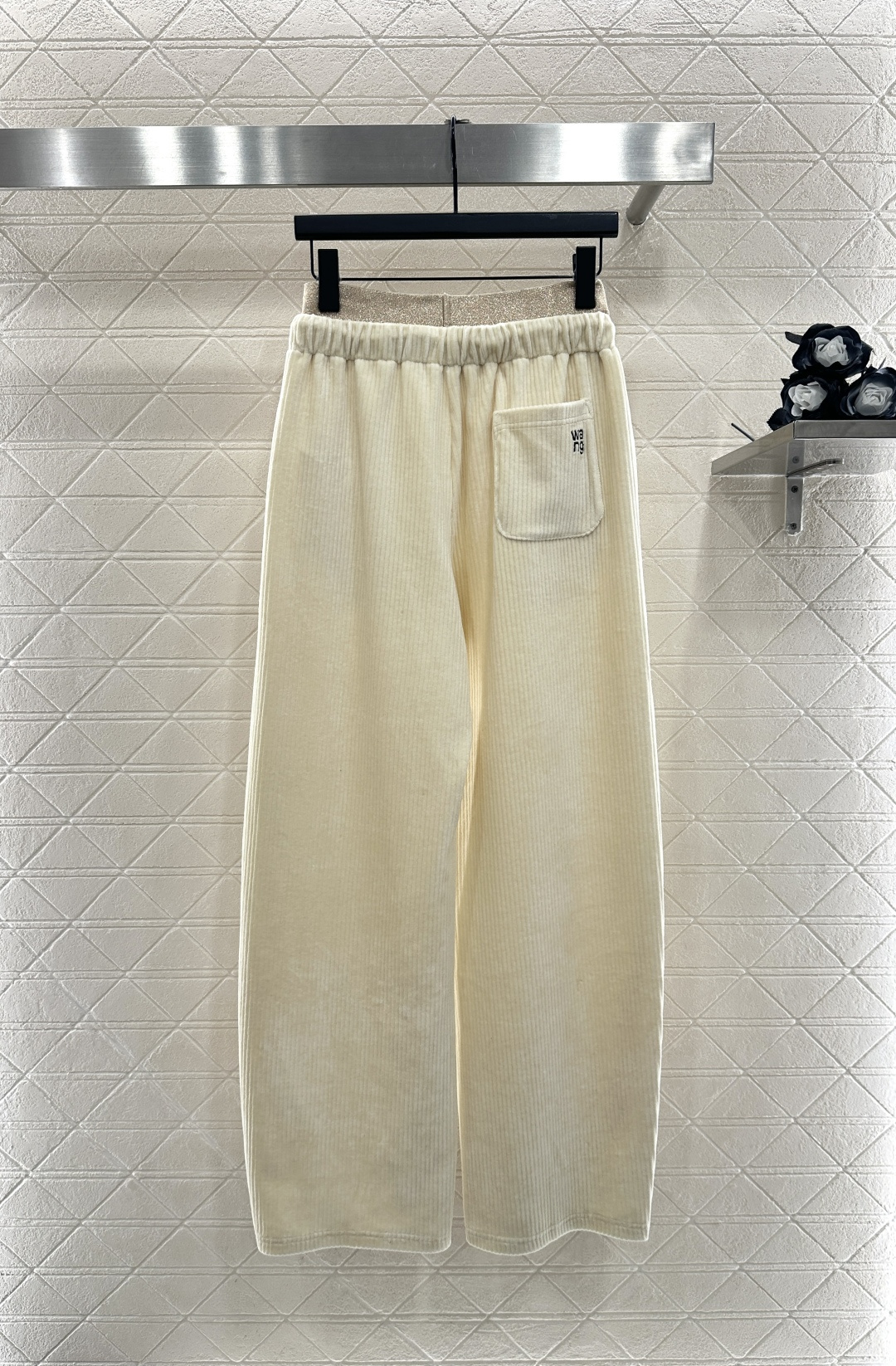 ♥Alexander wan*♥2025新品上架 高腰抽绳阔腿弯刀长裤定制YB进口灯芯绒材质，面料柔软舒