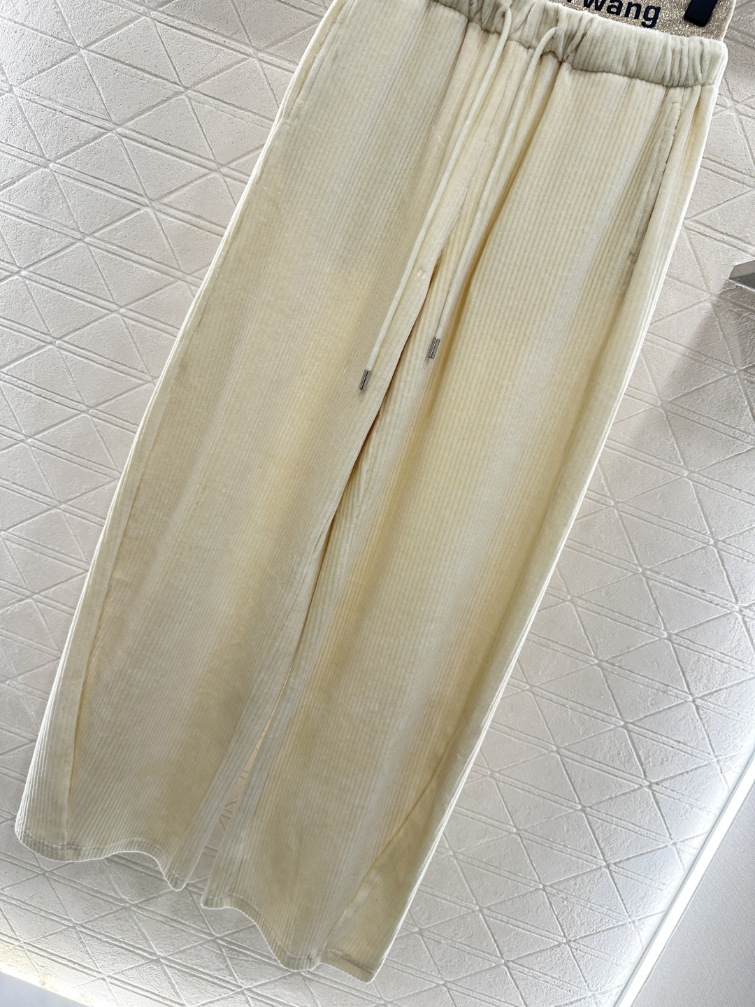 ♥Alexander wan*♥2025新品上架 高腰抽绳阔腿弯刀长裤定制YB进口灯芯绒材质，面料柔软舒