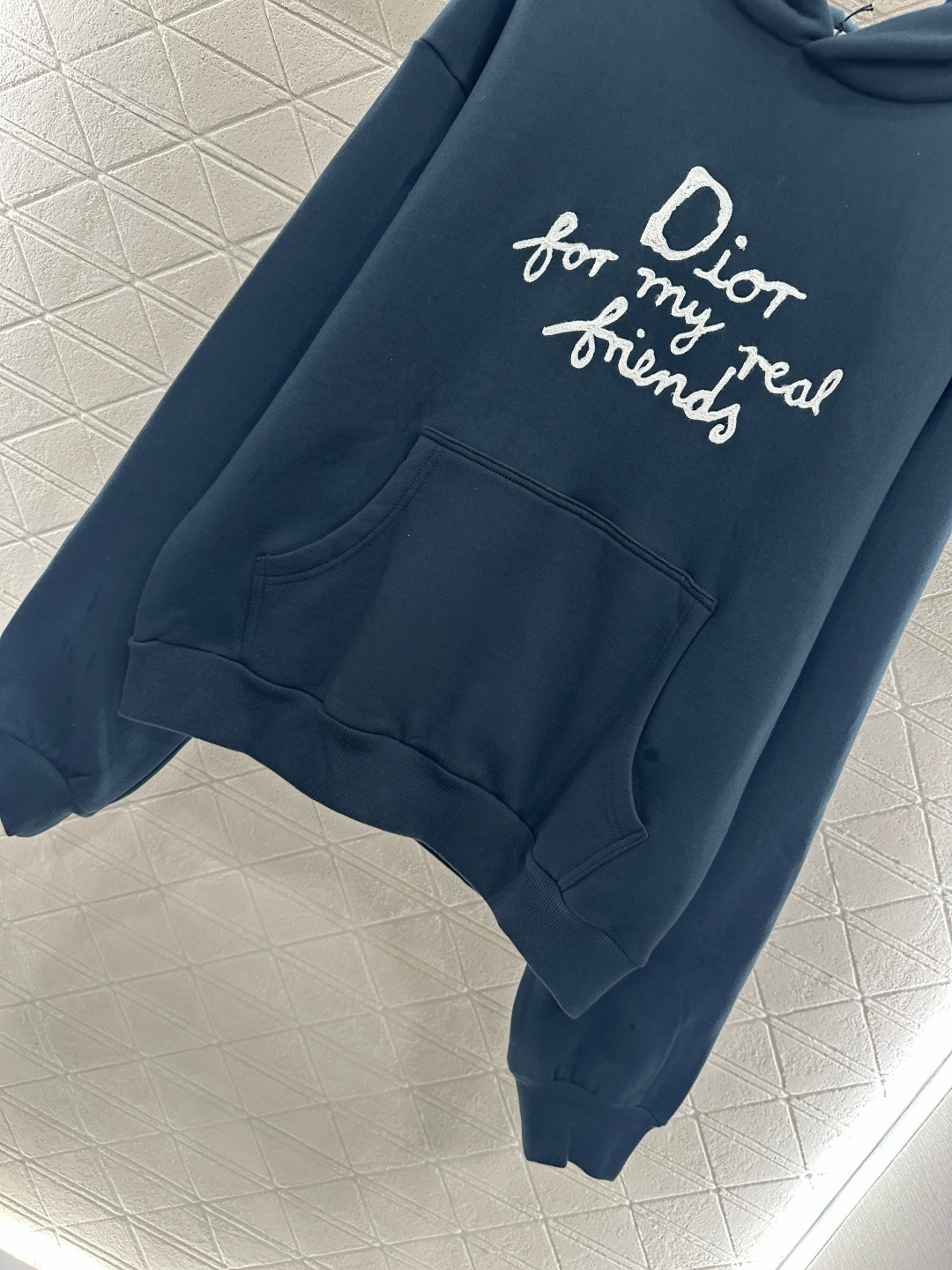 ♥Dio*♥2025新品上架 连帽字母卫衣定制YB原生全棉材质，柔软亲肤，久洗不易变形起球，质感十足，落