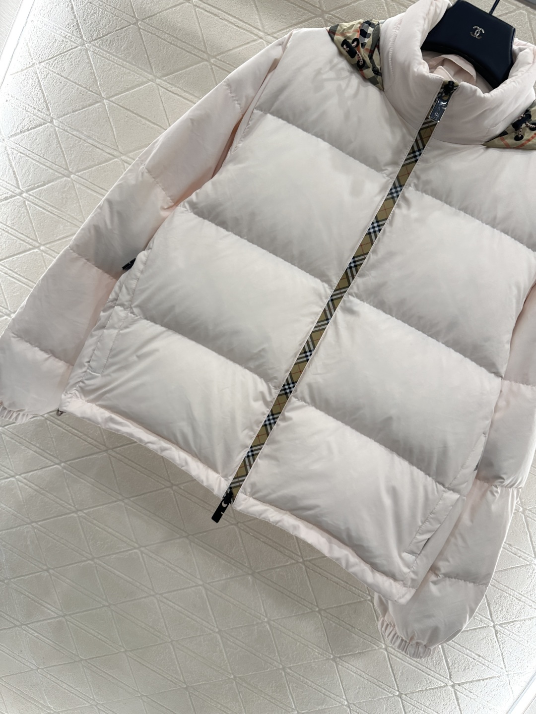 ♥BBR*♥2025新品上架 隐藏可拆卸连帽羽绒外套定制YB防风防水尼龙材质，质感上乘，隐藏可拆卸连帽拉