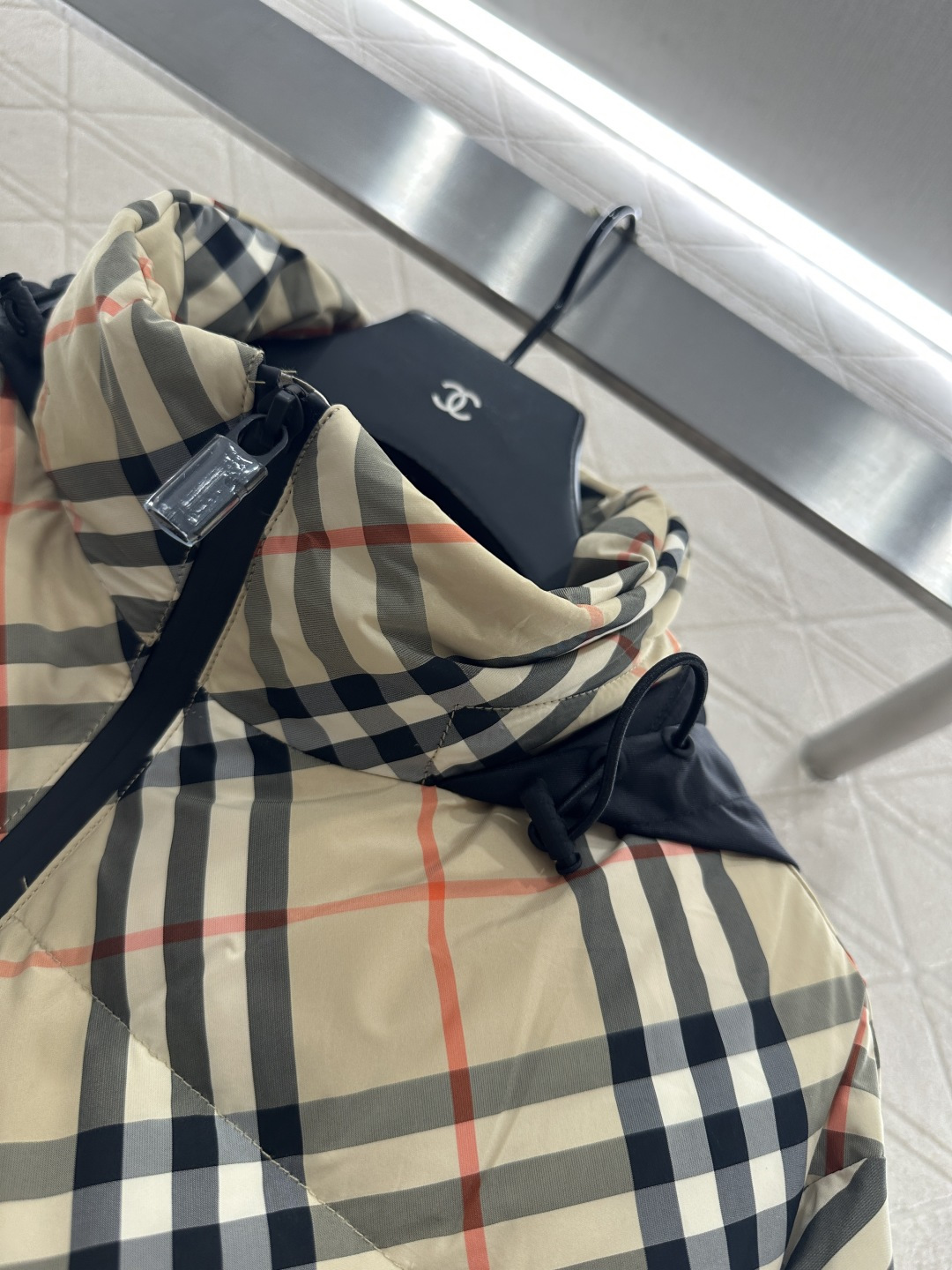 ♥BBR*♥2025新品上架 隐藏可拆卸连帽格纹羽绒服定制YB防风防水尼龙材质，质感上乘，隐藏可拆卸连帽