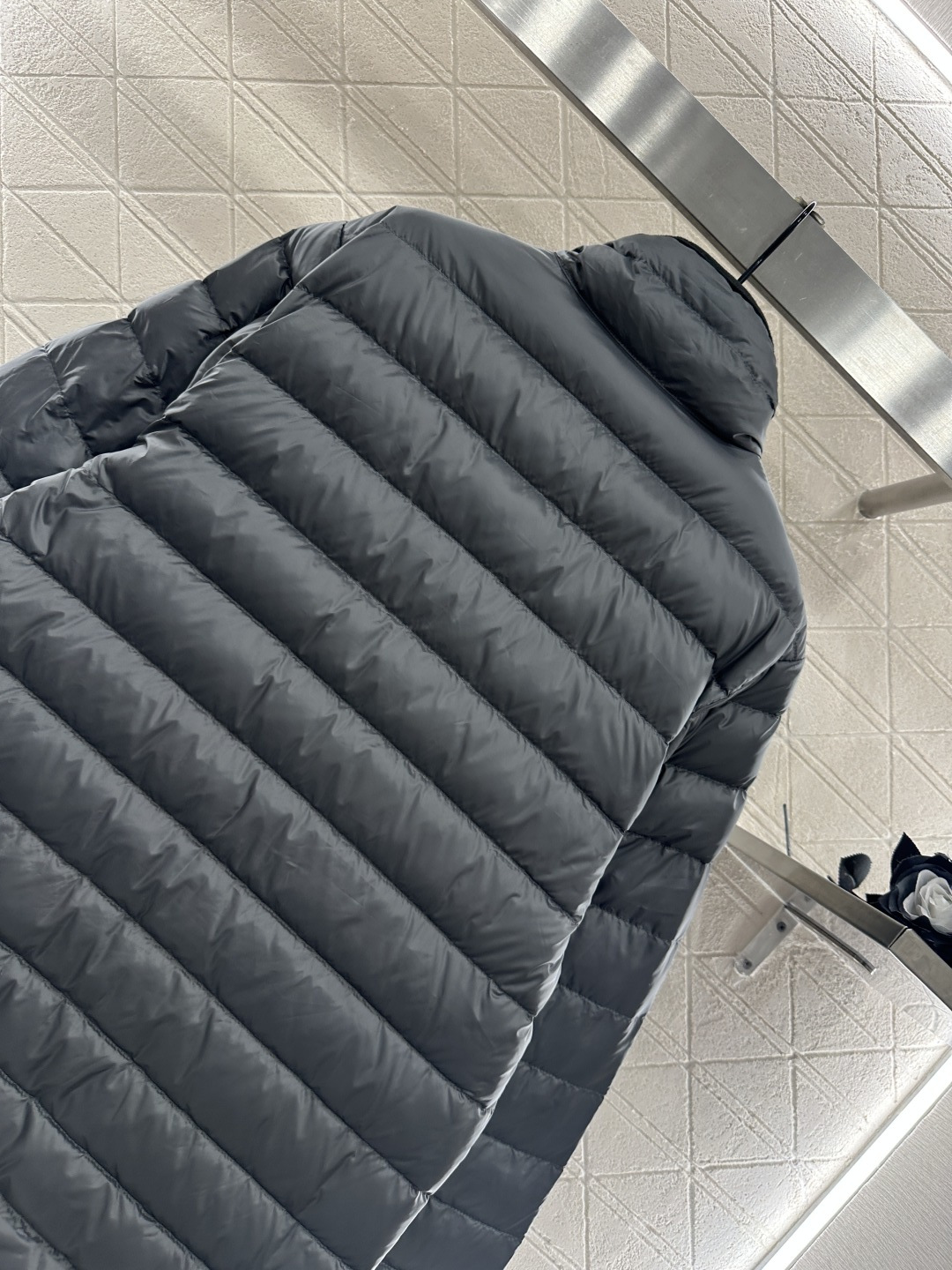 ♥Miumi*♥2025新品上架 立领拉链羽绒服定制YB进口防水环保再生尼龙材质，其工艺还原，升级材质，