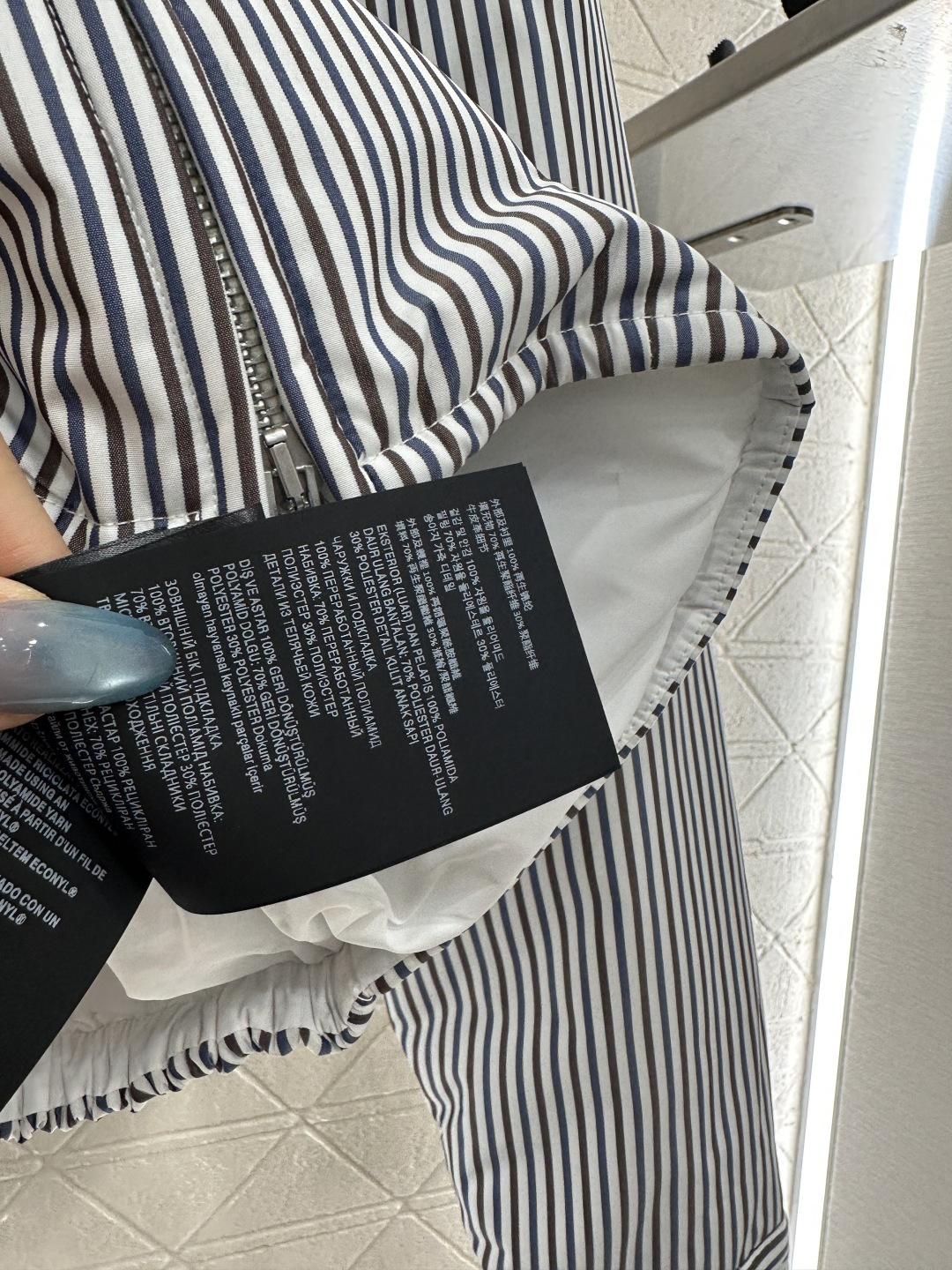 ♥Prad*♥2025新品上架 连帽条纹棉服外套定制YB防风防水尼龙材质，连帽拉链外套版型，成衣内里衔棉