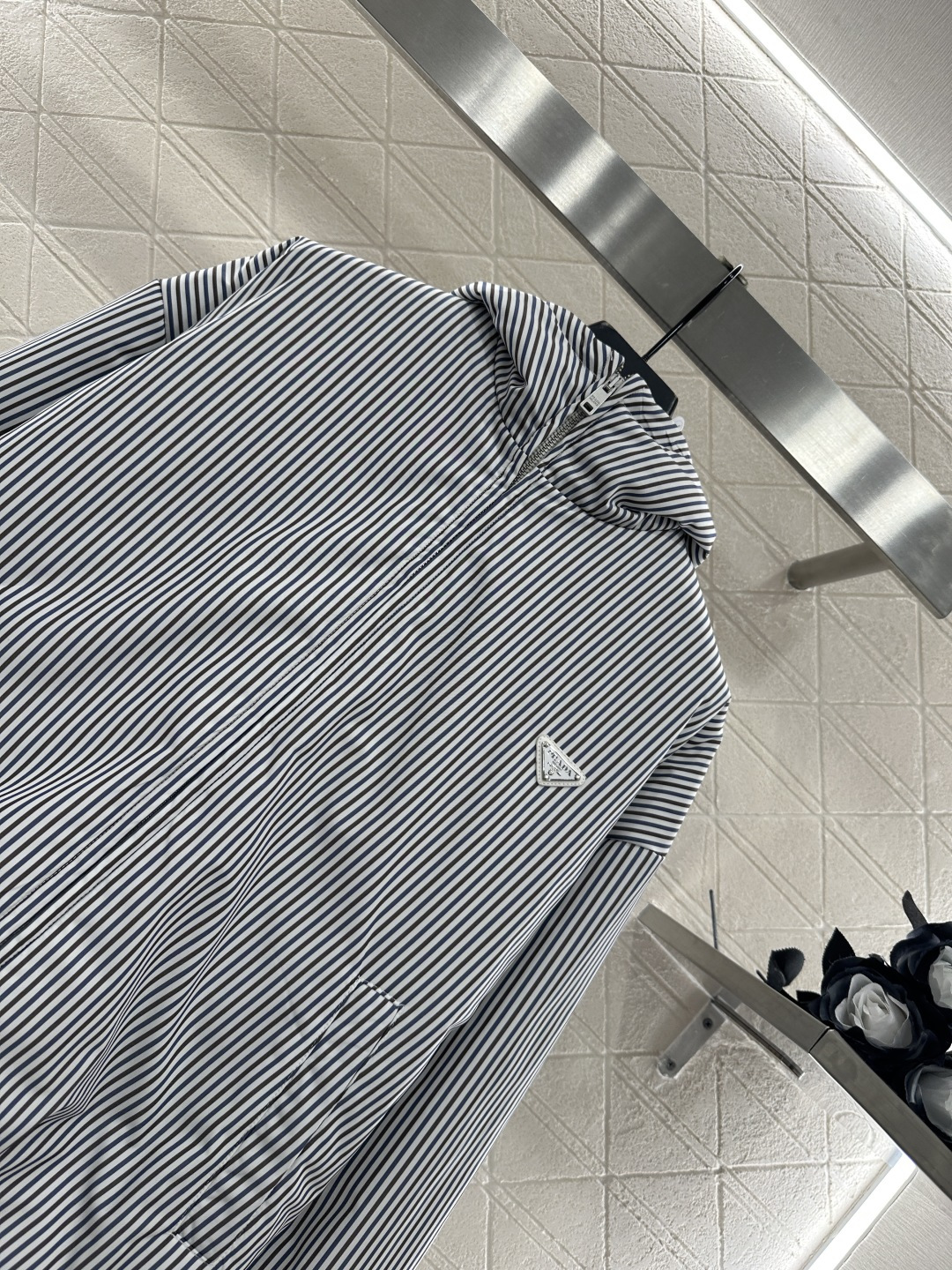 ♥Prad*♥2025新品上架 连帽条纹棉服外套定制YB防风防水尼龙材质，连帽拉链外套版型，成衣内里衔棉