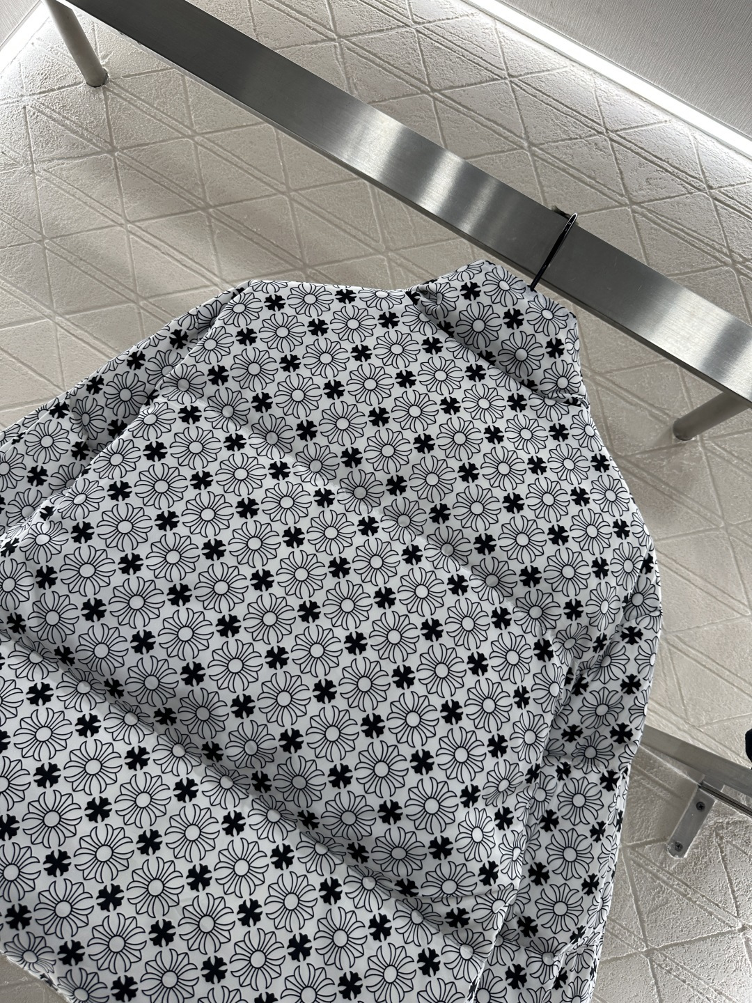 ♥Chrome heart*♥2025新品上架 十字架印花棉服定制YB防风防水尼龙材质，羽绒棉填充内里，