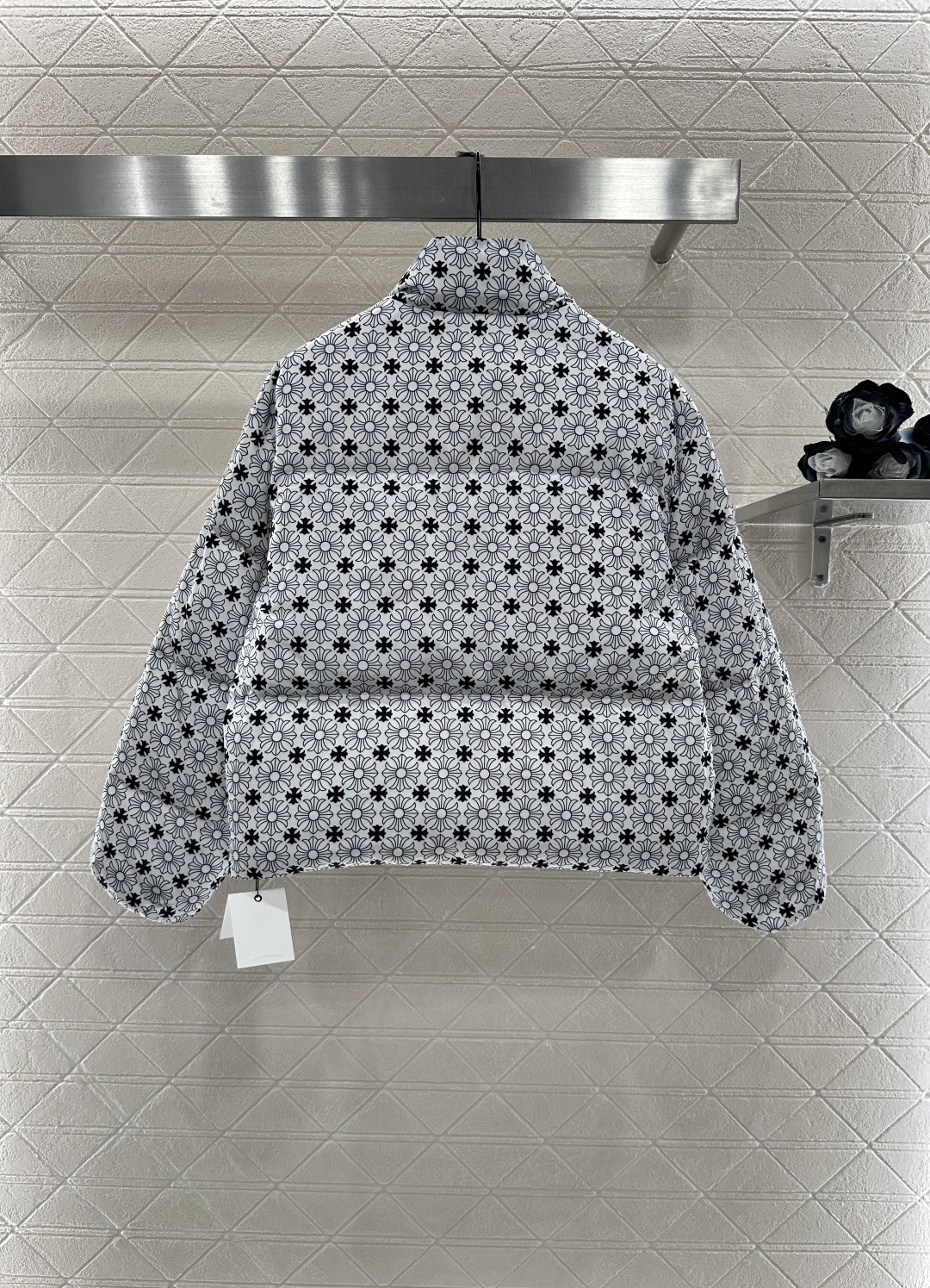 ♥Chrome heart*♥2025新品上架 十字架印花棉服定制YB防风防水尼龙材质，羽绒棉填充内里，