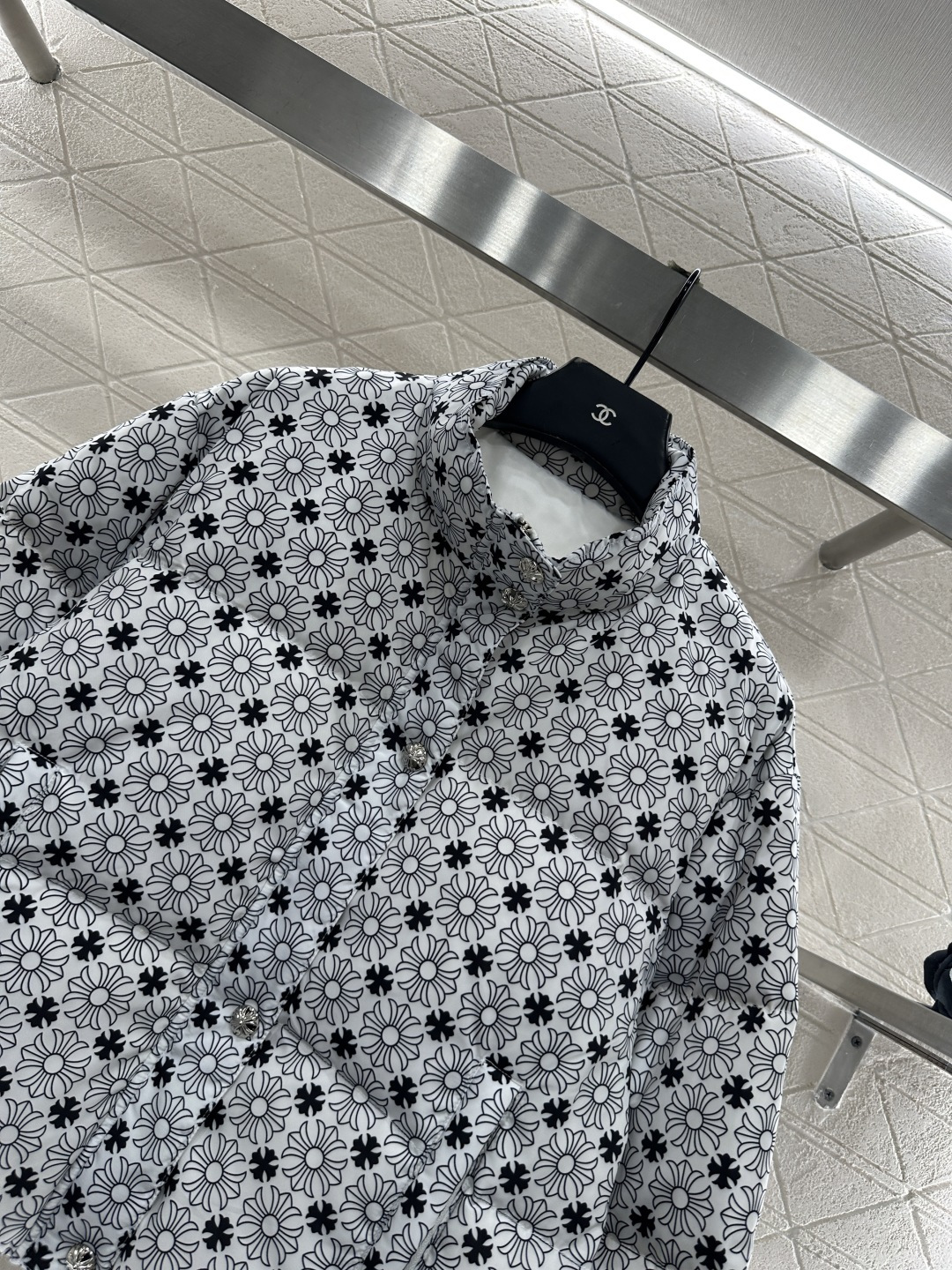 ♥Chrome heart*♥2025新品上架 十字架印花棉服定制YB防风防水尼龙材质，羽绒棉填充内里，