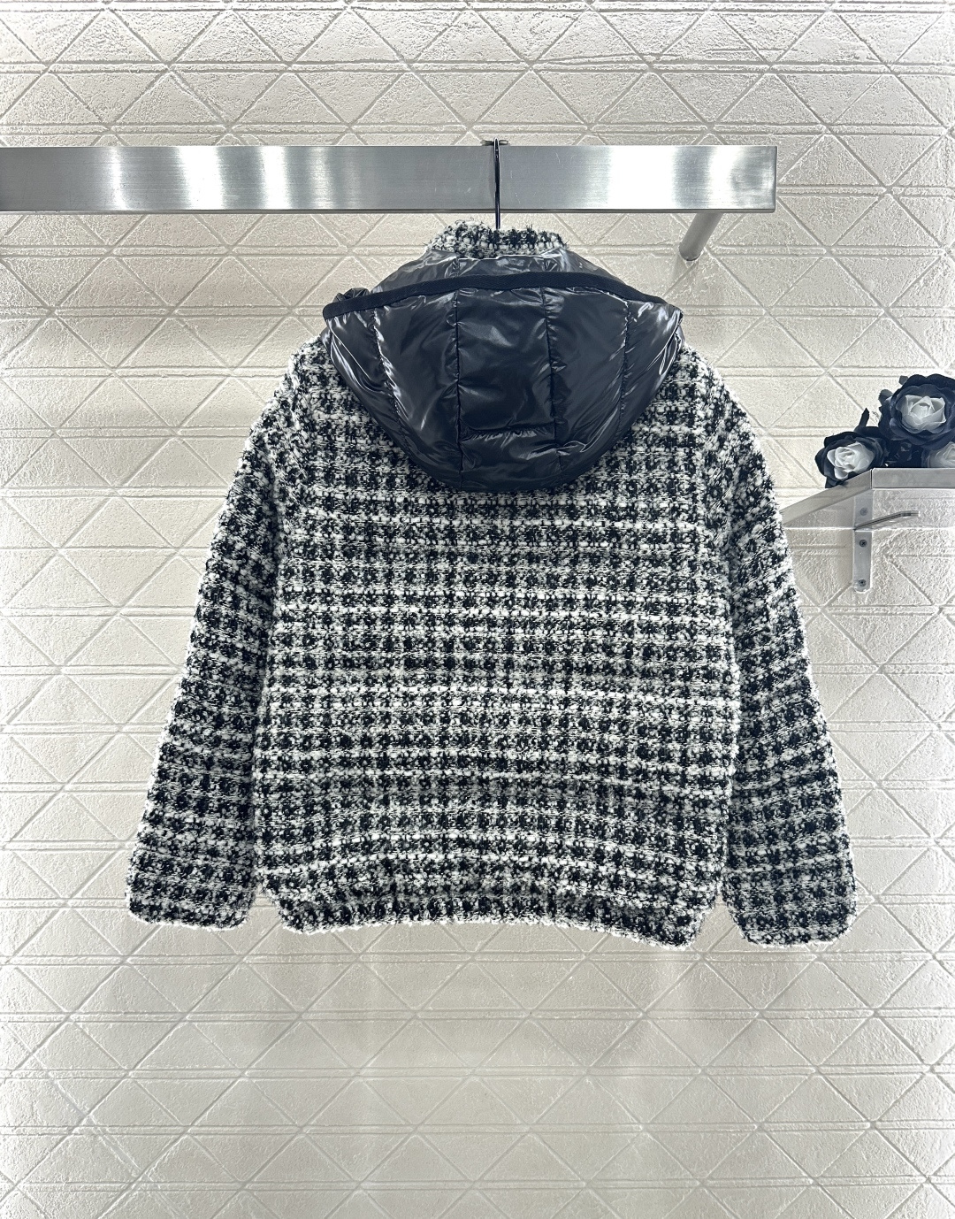 ♥Moncle*♥2025新品上架 可拆卸连帽毛呢羽绒服定制YB进口羊毛毛呢材质，其工艺还原，升级材质，