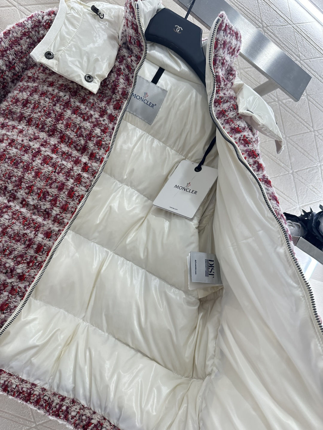 ♥Moncle*♥2025新品上架 可拆卸连帽毛呢羽绒服定制YB进口羊毛毛呢材质，其工艺还原，升级材质，