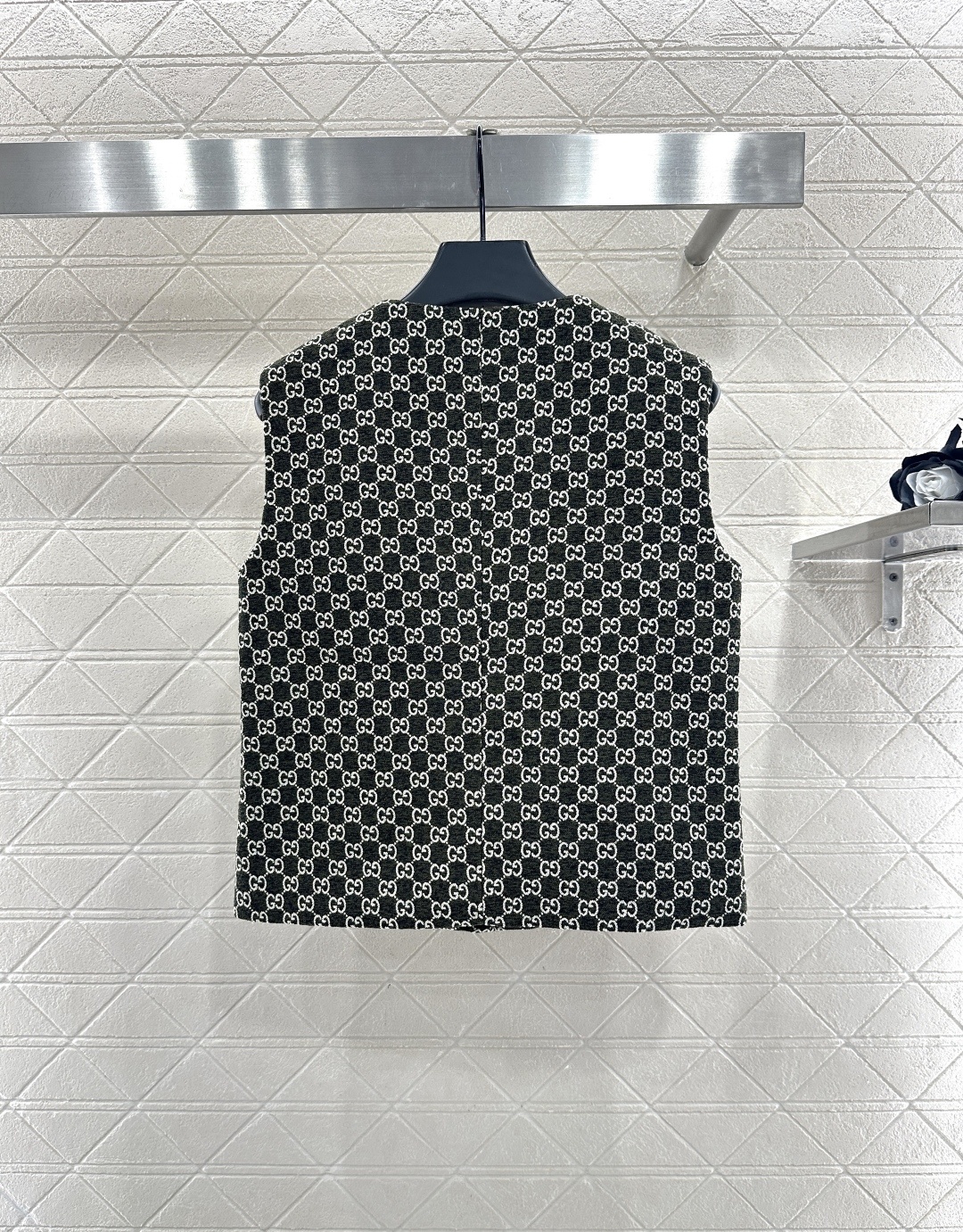 ♥Gucc*♥2025新品上架 圆领提花马甲短裙套装定制YB进口羊毛提花材质,成衣质感品相绝佳,马甲短裙