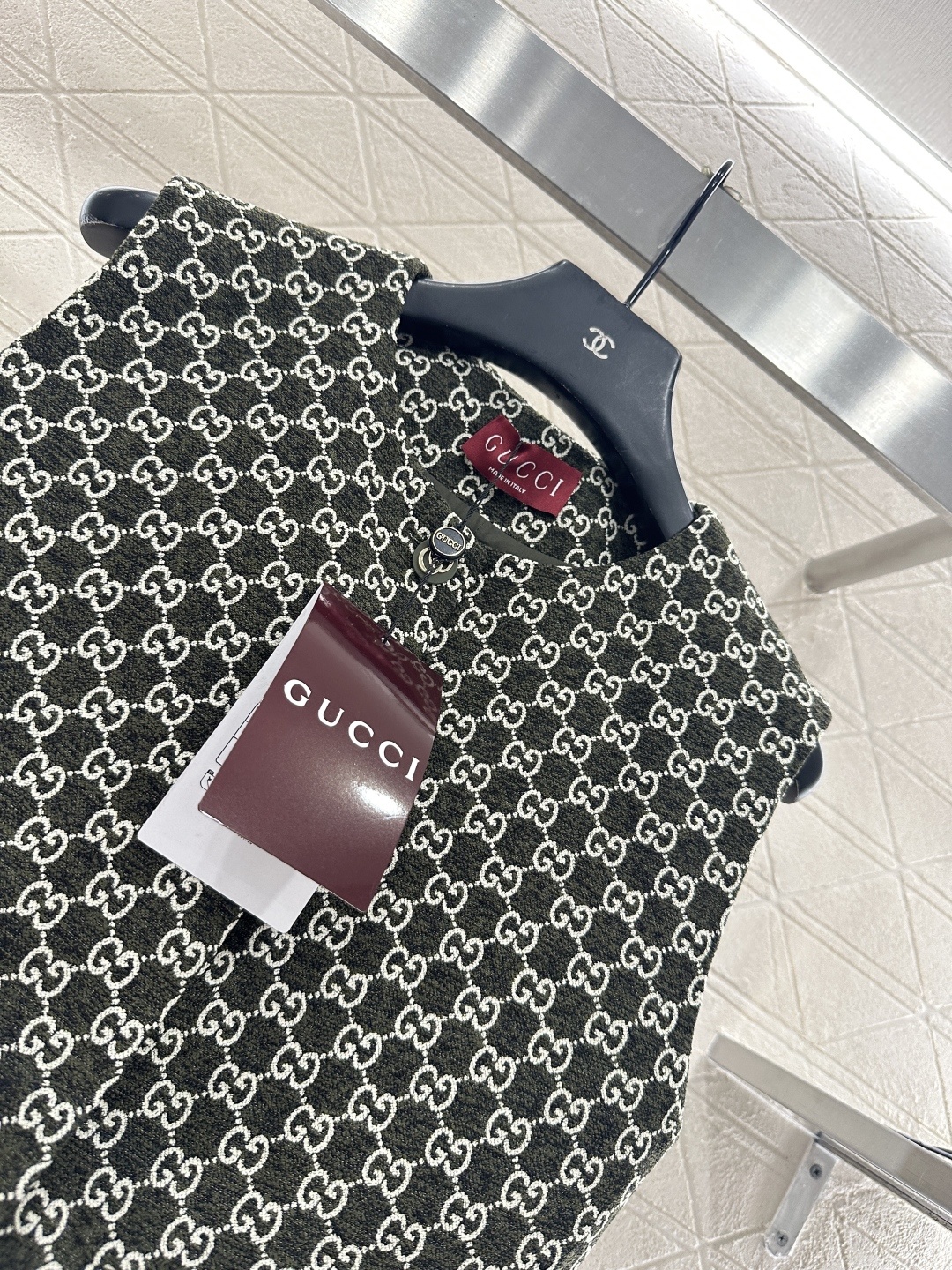 ♥Gucc*♥2025新品上架 圆领提花马甲短裙套装定制YB进口羊毛提花材质,成衣质感品相绝佳,马甲短裙