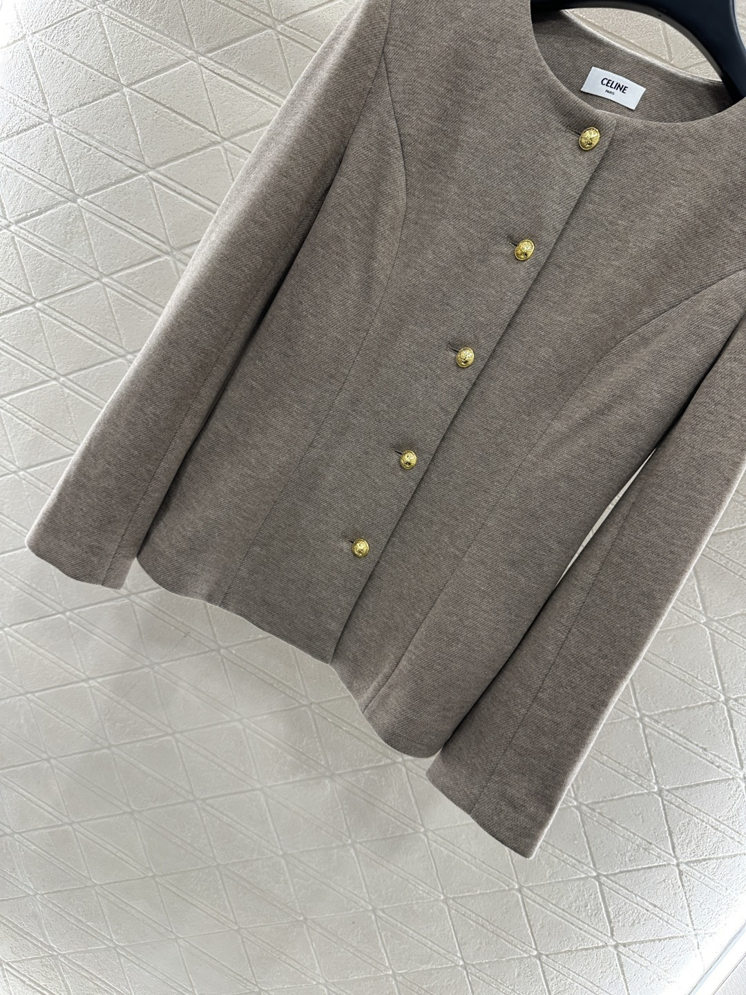 ♥Celin*♥2025新品上架 圆领西服洋装外套长裤套装定制YB进口羊毛呢材质，质感光泽，品相高级，短
