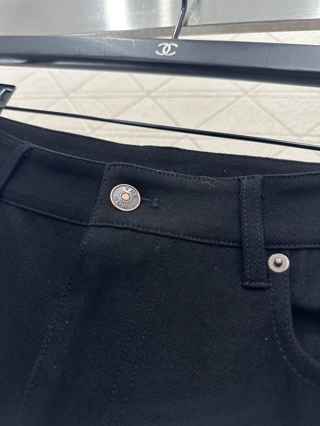 ♥The Row*♥2025新品上架 复古毛边铅笔牛仔裤定制YB斜纹棉牛仔材质，面料柔软舒适，弹力修身，