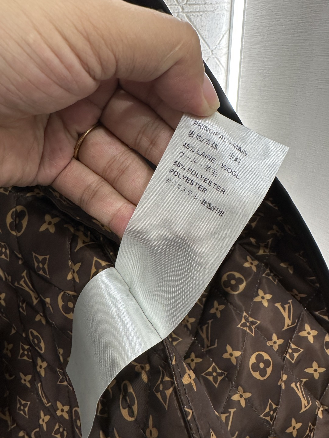 ♥Louis vuitto*♥2025新品上架 可拆卸连帽拼接棉服外套定制YB进口羊毛呢➕尼龙材质，工艺