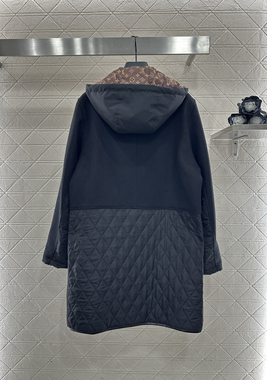 ♥Louis vuitto*♥2025新品上架 可拆卸连帽拼接棉服外套定制YB进口羊毛呢➕尼龙材质，工艺