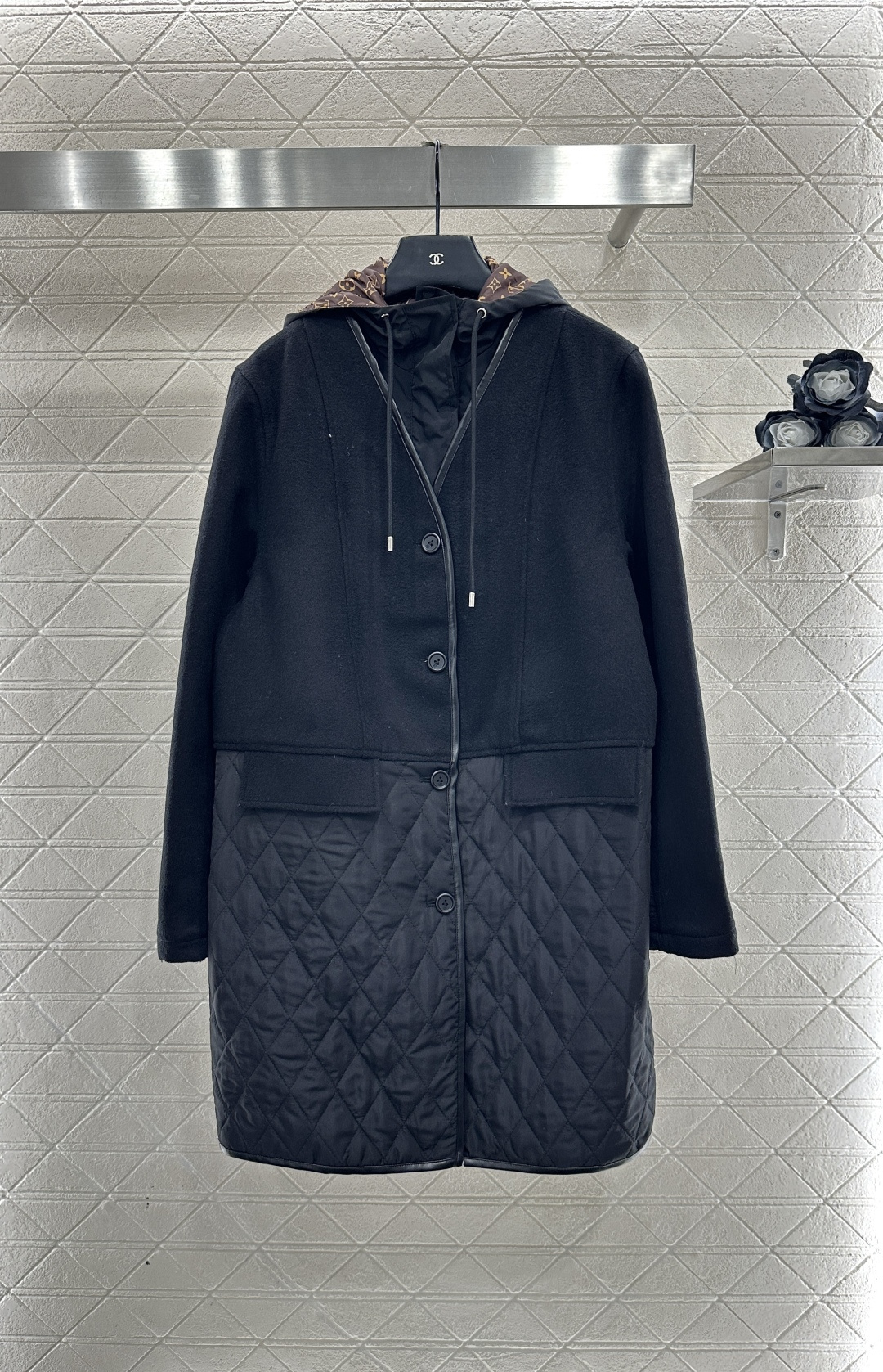 ♥Louis vuitto*♥2025新品上架 可拆卸连帽拼接棉服外套定制YB进口羊毛呢➕尼龙材质，工艺