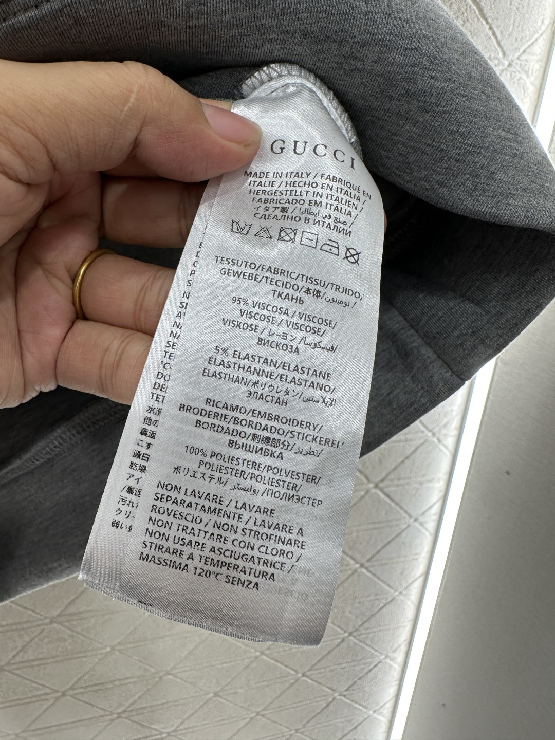 ♥Gucc*♥2025新品上架 连帽抽绳卫衣定制YB进口空气全棉材质，秋冬保暖舒适，挺括有型，连帽卫衣剪