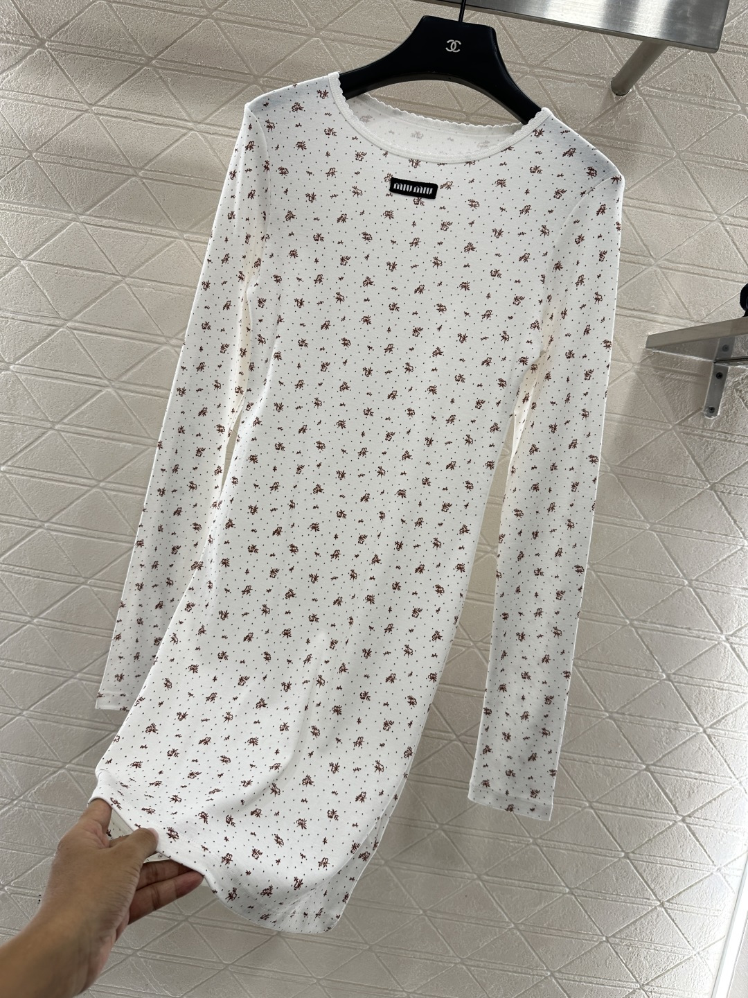 ♥Miuni*♥2025新品上架 修身圆领碎花连衣裙定制YB斜纹全棉材质，清透舒适，弹力十足，圆领长袖连