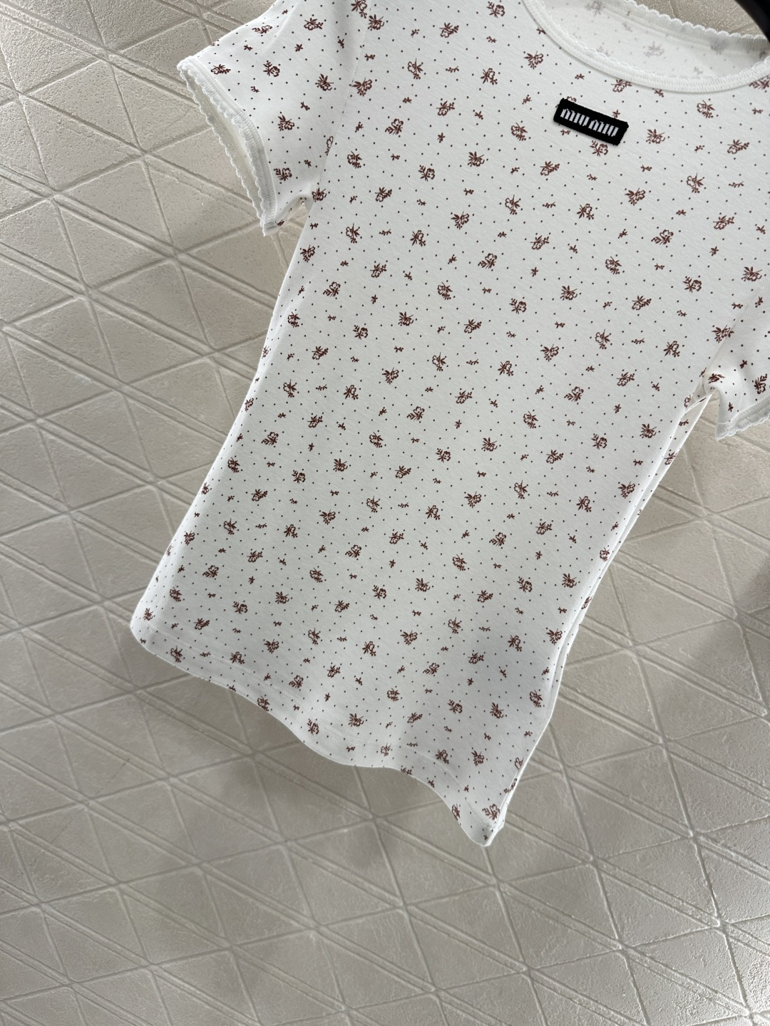 ♥Miuni*♥2025新品上架 圆领碎花短袖定制YB斜纹全棉材质，清透舒适，弹力十足，圆领短袖裁剪，领